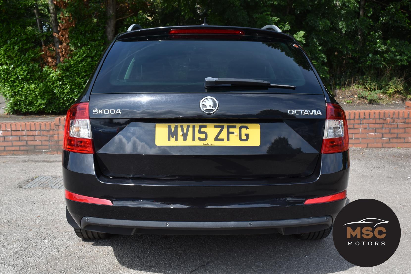 Skoda Octavia 2.0 TDI Laurin & Klement Estate 5dr Diesel Manual Euro 5 (s/s) (150 ps)