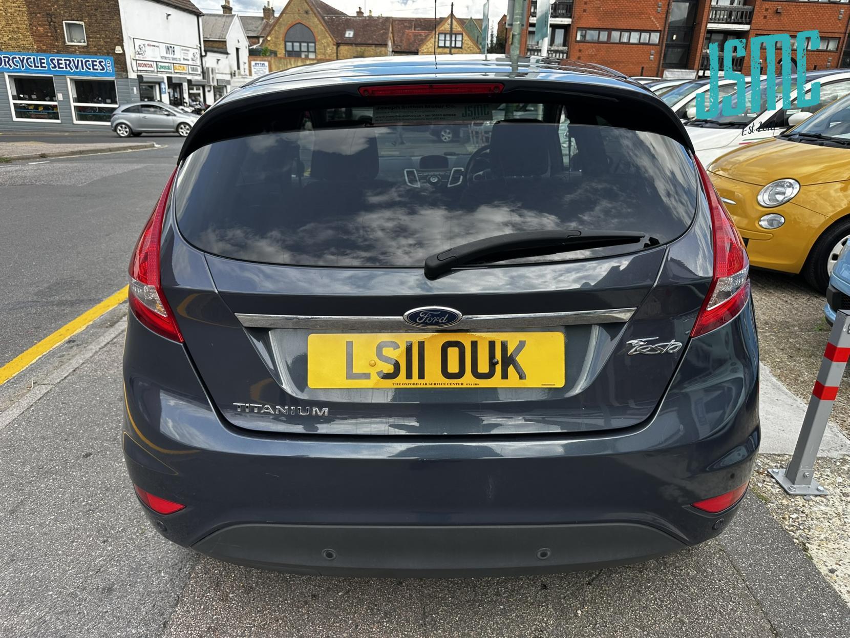 Ford Fiesta 1.4 Titanium Hatchback 5dr Petrol Automatic (154 g/km, 94 bhp)