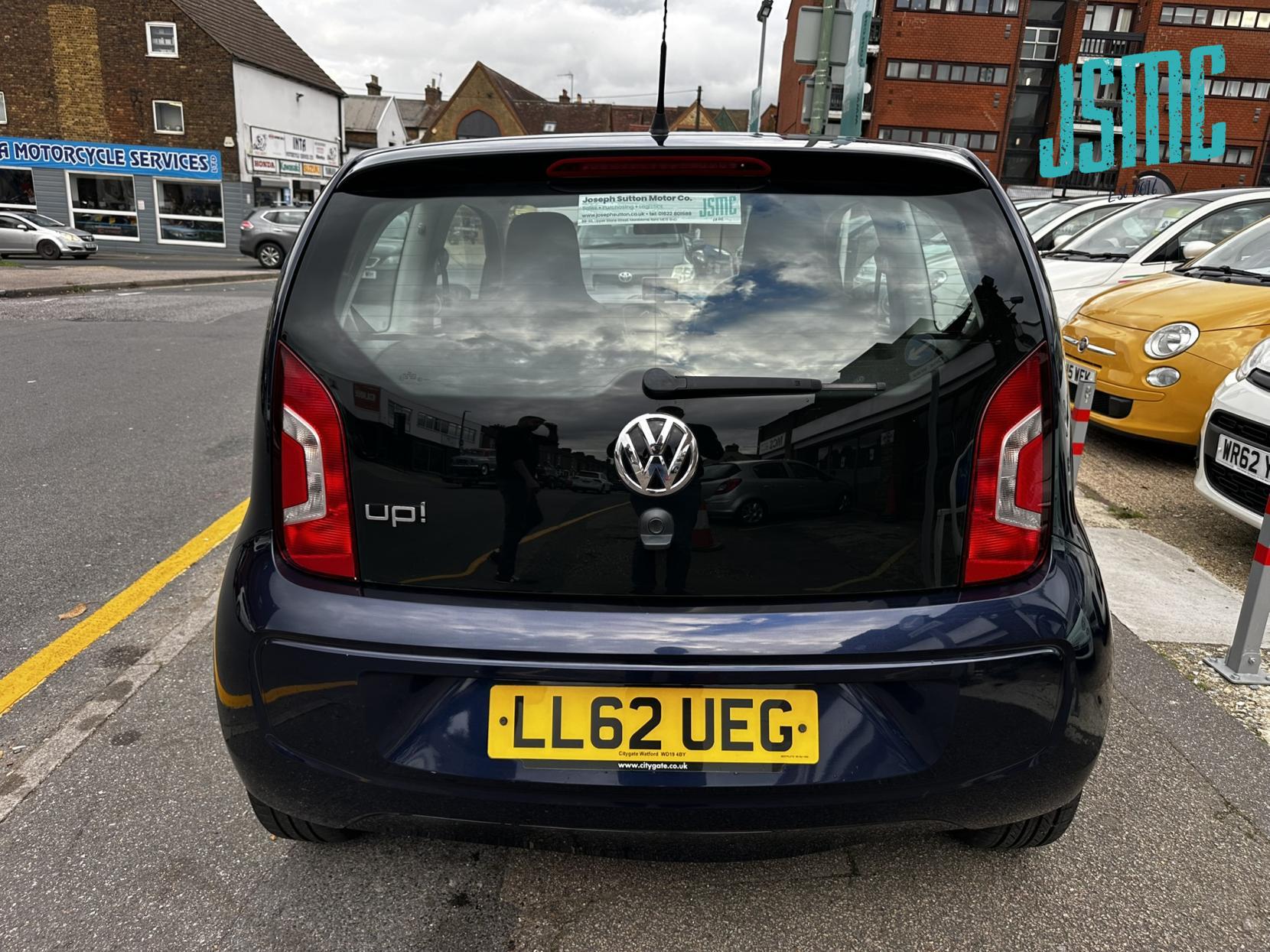 Volkswagen up! 1.0 High up! Hatchback 3dr Petrol ASG Euro 5 (75 ps)