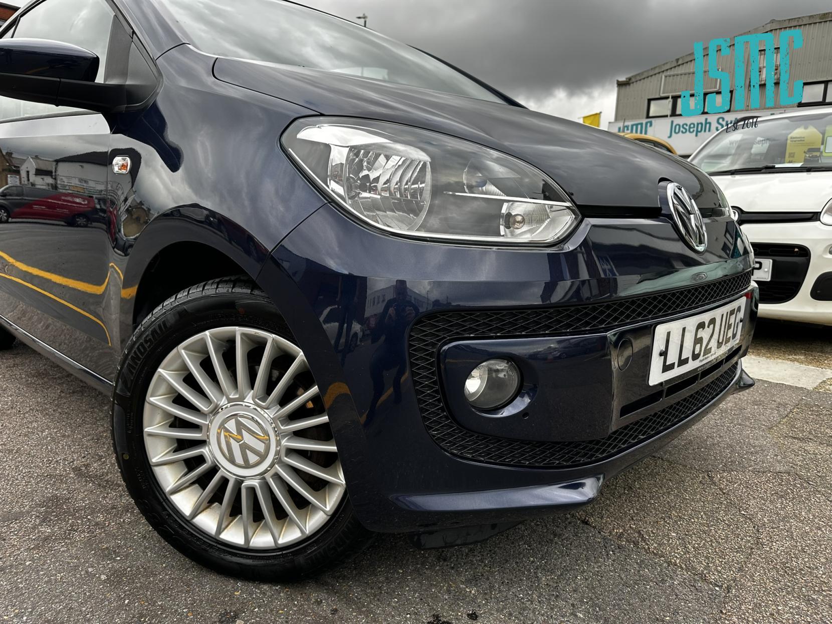 Volkswagen up! 1.0 High up! Hatchback 3dr Petrol ASG Euro 5 (75 ps)