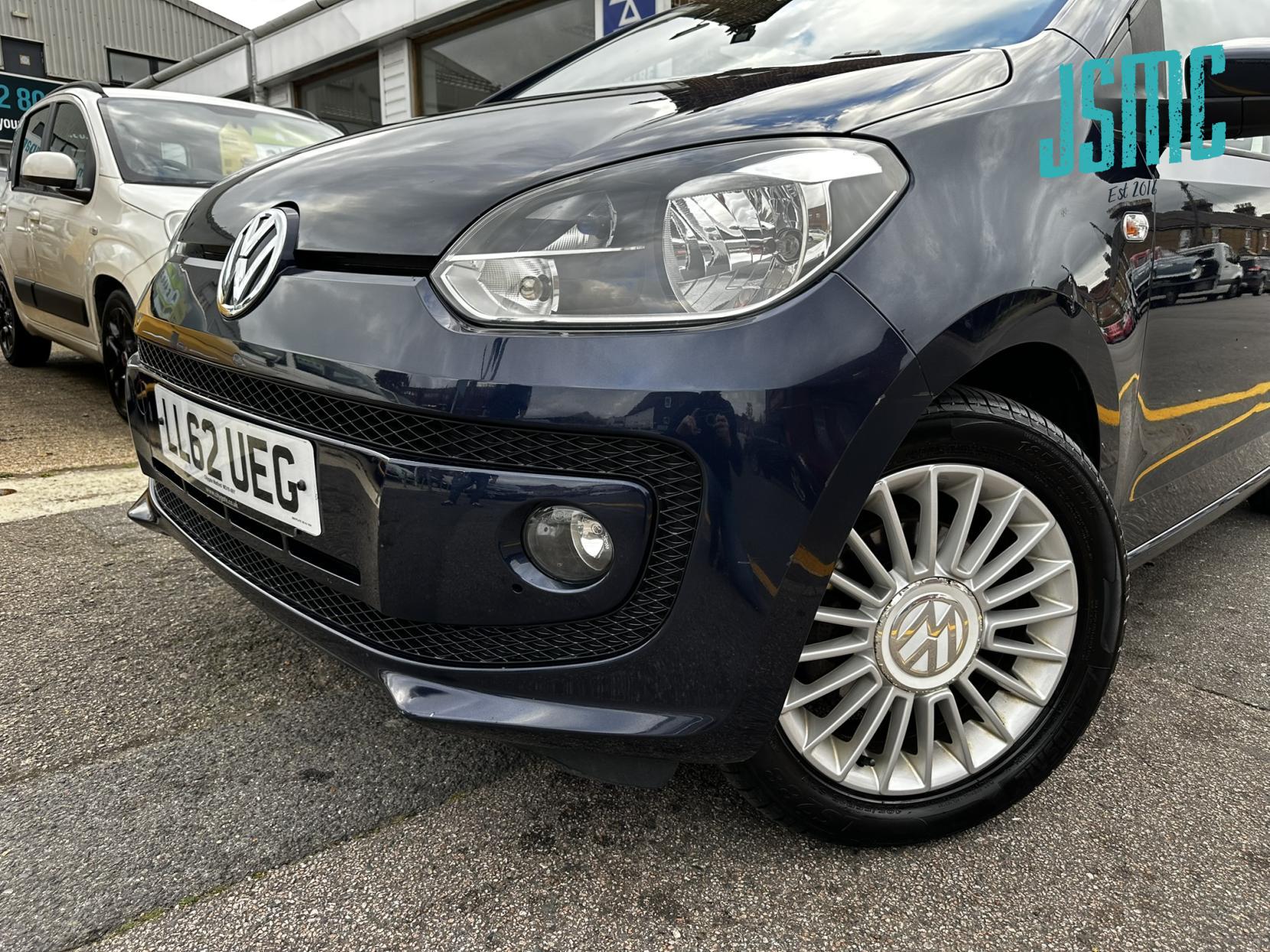 Volkswagen up! 1.0 High up! Hatchback 3dr Petrol ASG Euro 5 (75 ps)