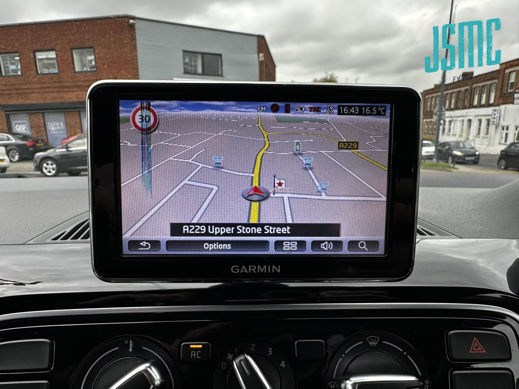 Volkswagen up! 1.0 High up! Hatchback 3dr Petrol ASG Euro 5 (75 ps)