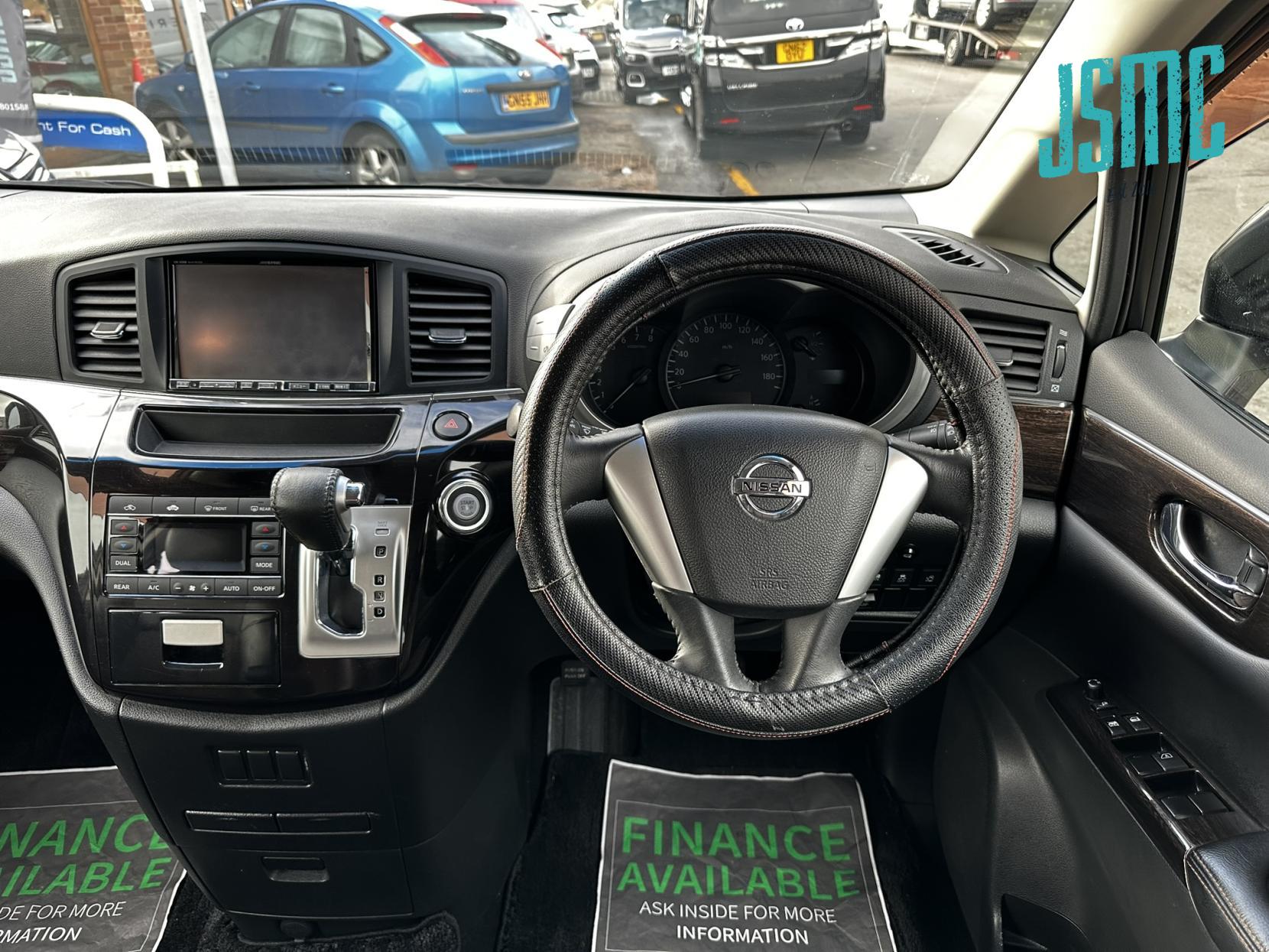 Nissan Elgrand 2.5 HIGHWAY STAR