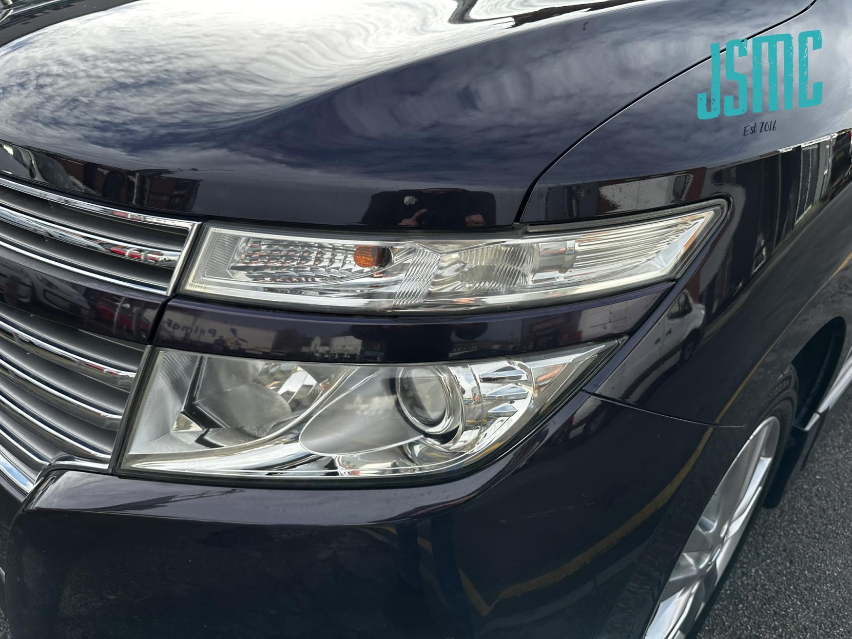 Nissan Elgrand 2.5 HIGHWAY STAR