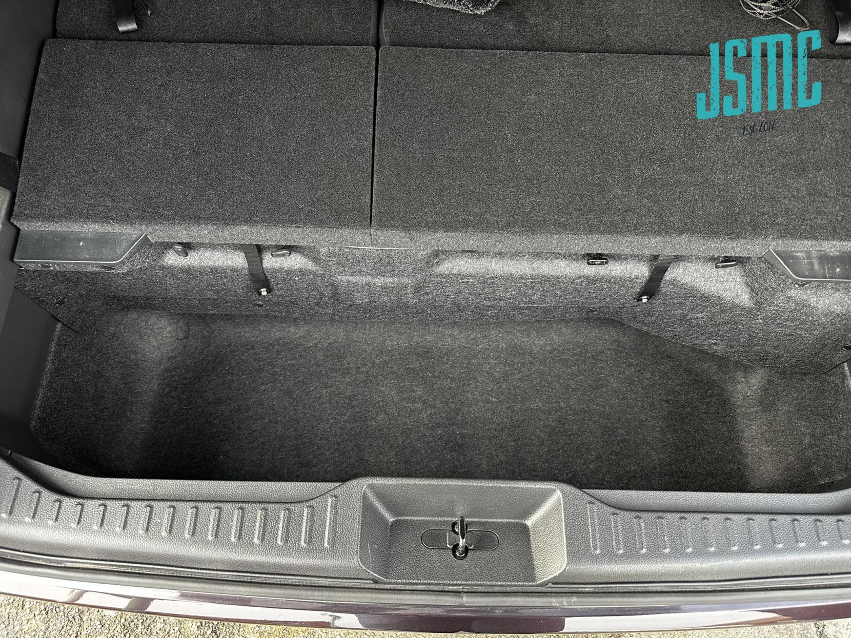 Nissan Elgrand 2.5 HIGHWAY STAR