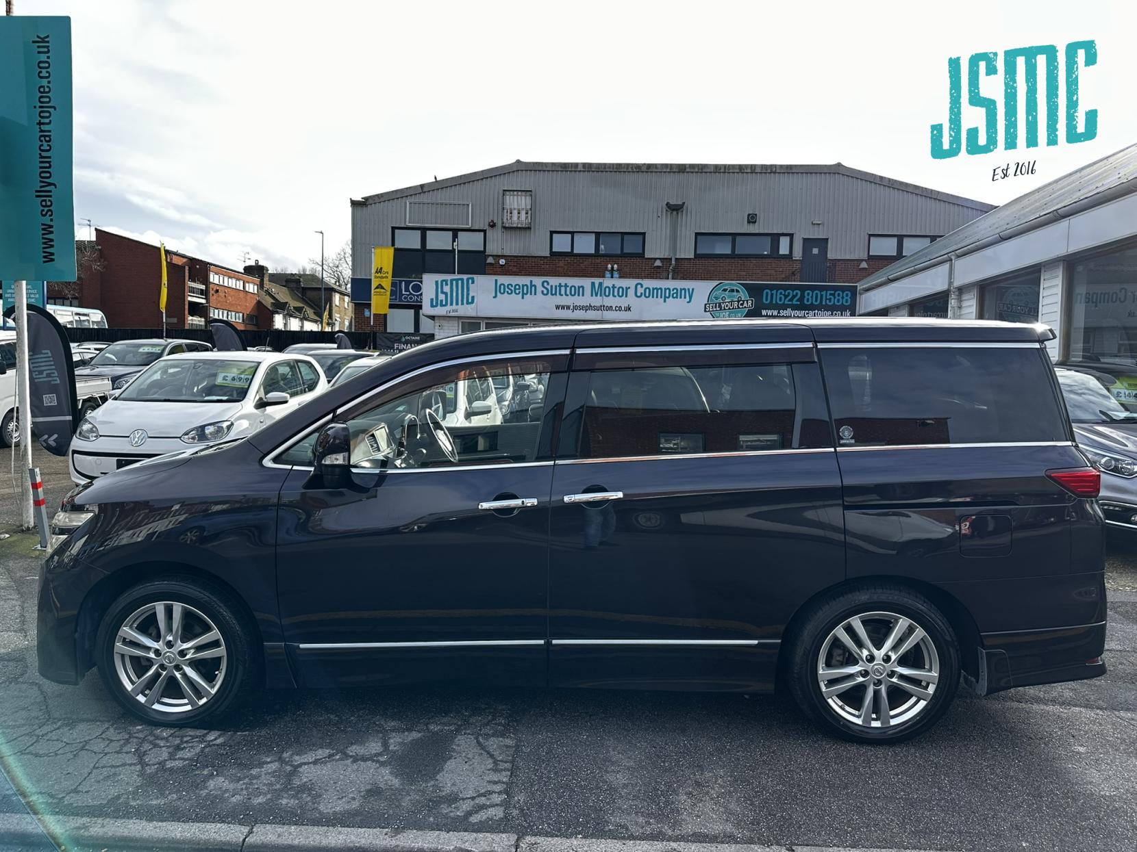 Nissan Elgrand 2.5 HIGHWAY STAR
