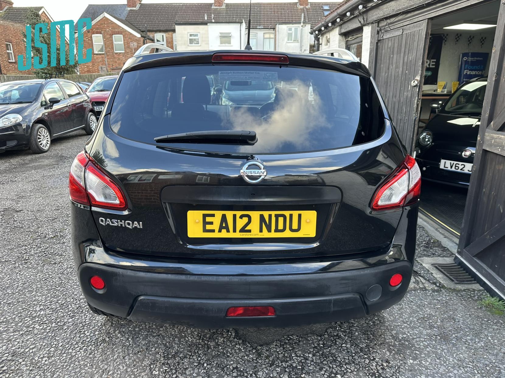 Nissan Qashqai 1.6 n-tec+ SUV 5dr Petrol CVT 2WD Euro 5 (117 ps)