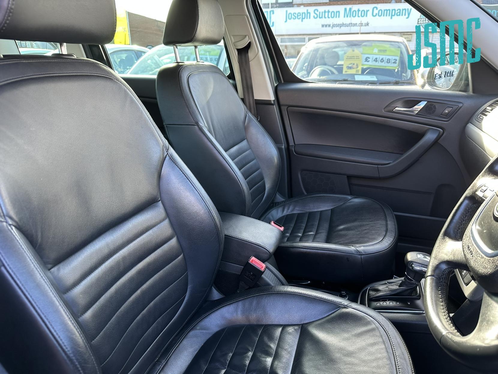 Skoda Yeti 1.2 TSI Elegance SUV 5dr Petrol DSG Euro 5 (105 ps)