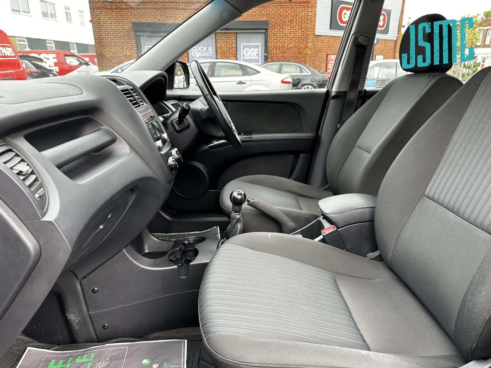 Kia Sportage 2.0 XE SUV 5dr Petrol Manual 2WD (190 g/km, 140 bhp)