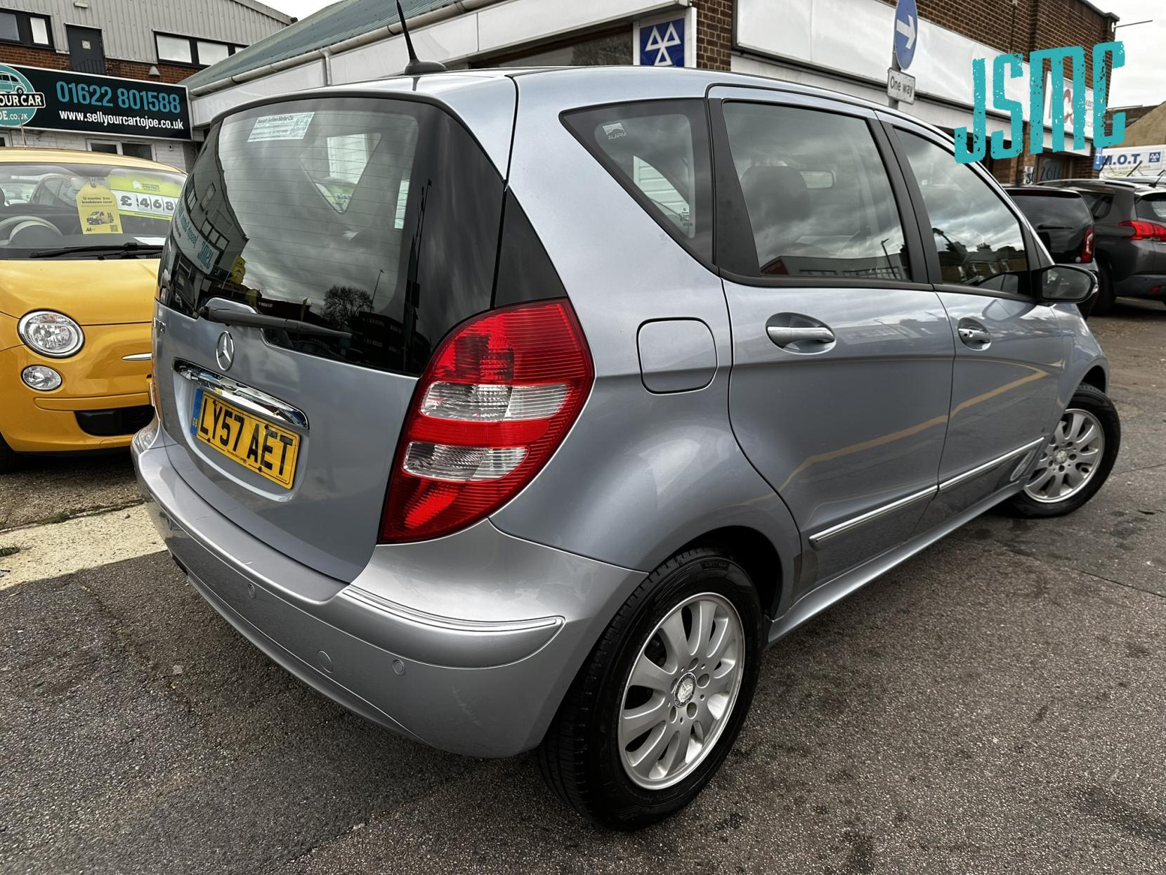 Mercedes-Benz A Class 1.7 A170 Elegance SE Hatchback 5dr Petrol CVT (157 g/km, 116 bhp)