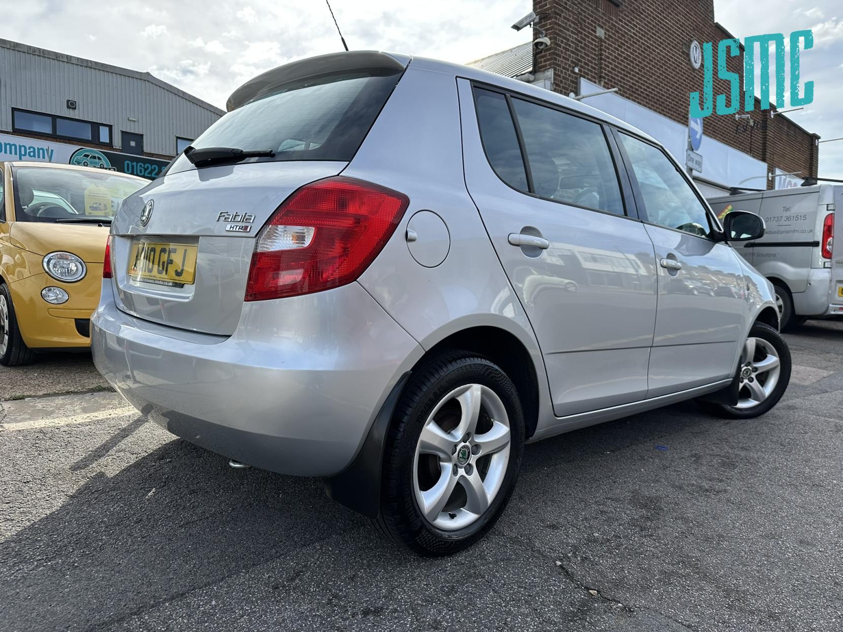 Skoda Fabia 1.2 HTP 12V 2 Hatchback 5dr Petrol Manual (140 g/km, 70 bhp)