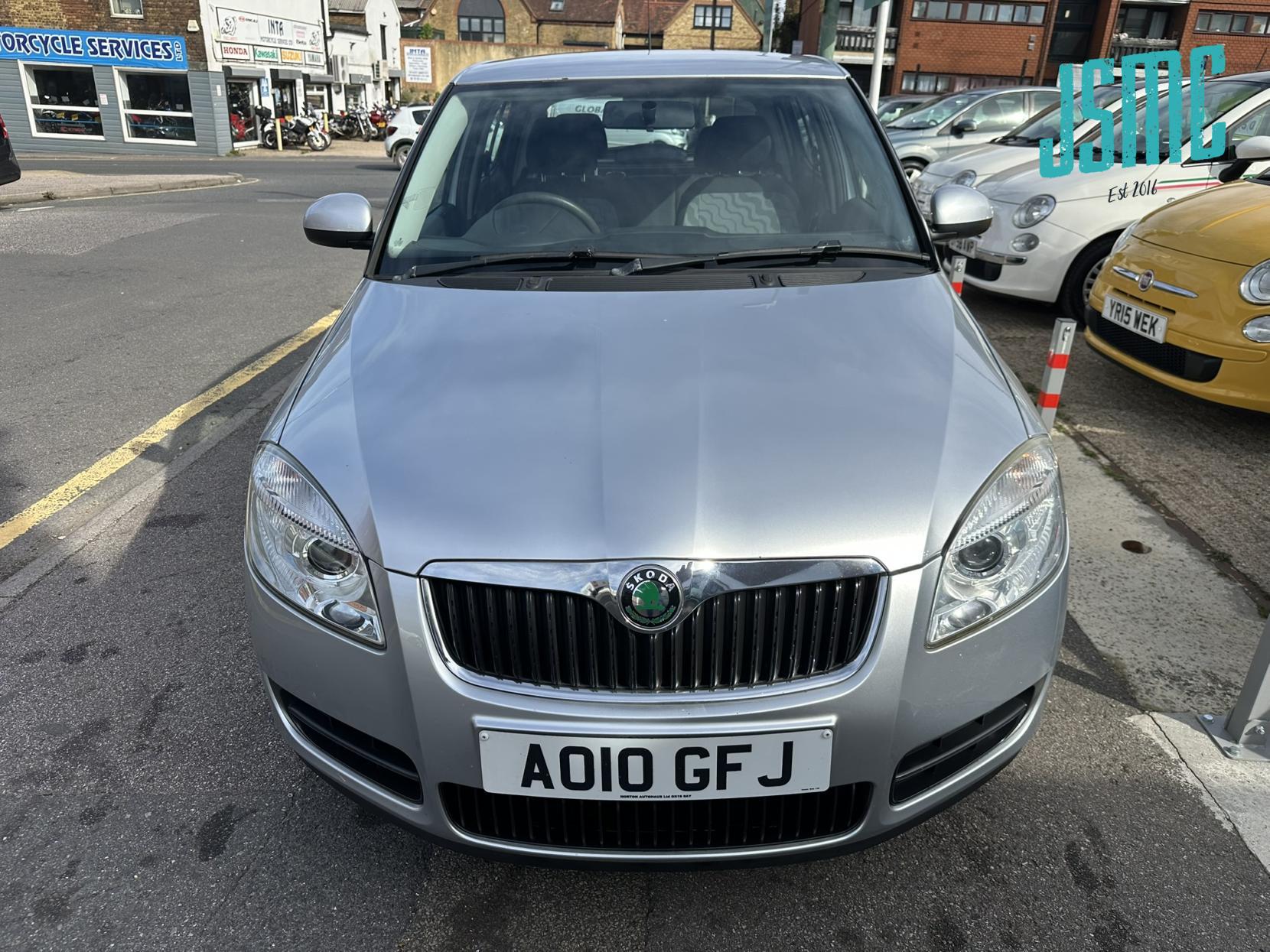 Skoda Fabia 1.2 HTP 12V 2 Hatchback 5dr Petrol Manual (140 g/km, 70 bhp)