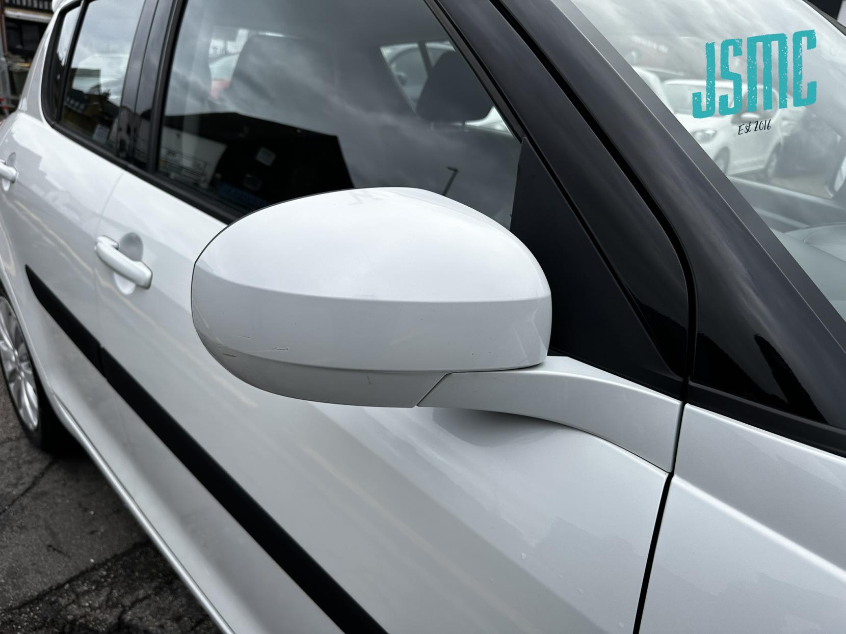 Suzuki Swift 1.2 SZ3 Hatchback 5dr Petrol Manual Euro 5 (94 ps)