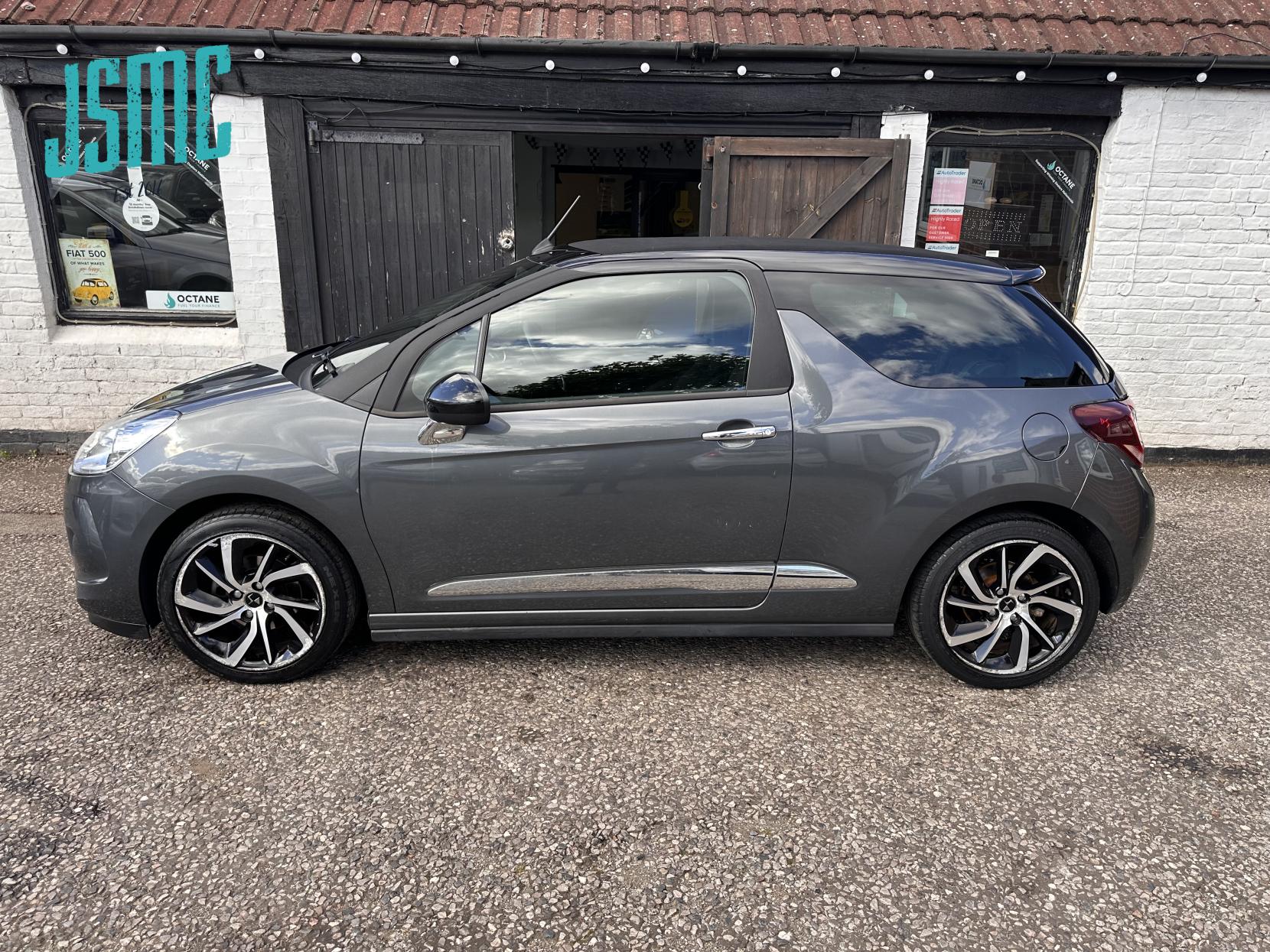 DS AUTOMOBILES DS 3 CABRIO 1.2 PureTech DStyle Nav Cabriolet 2dr Petrol EAT6 Euro 6 (s/s) (110 ps)