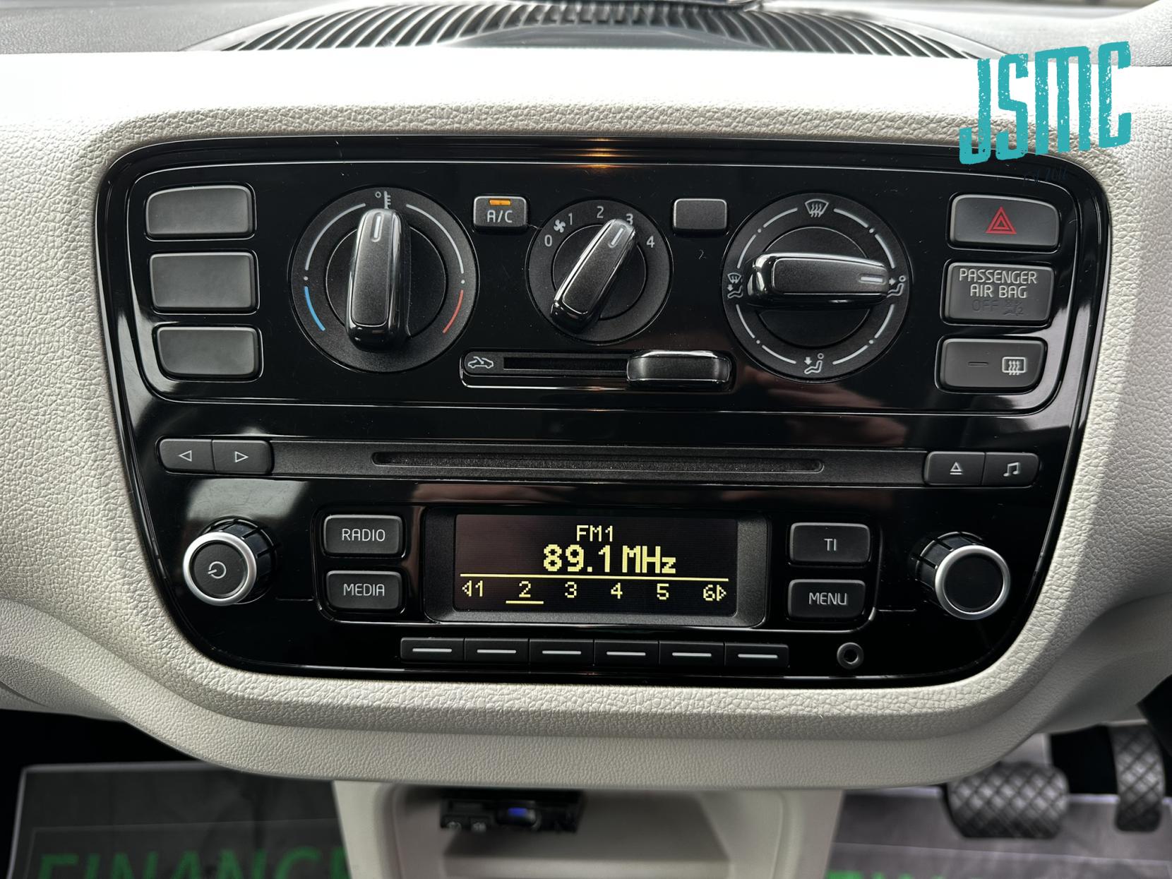 Volkswagen Up! Move Up 