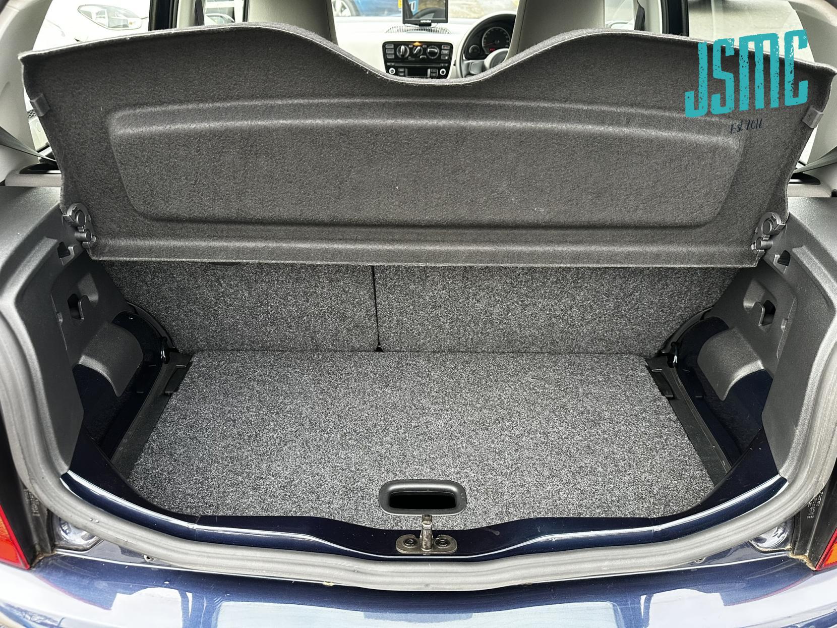 Volkswagen Up! Move Up 