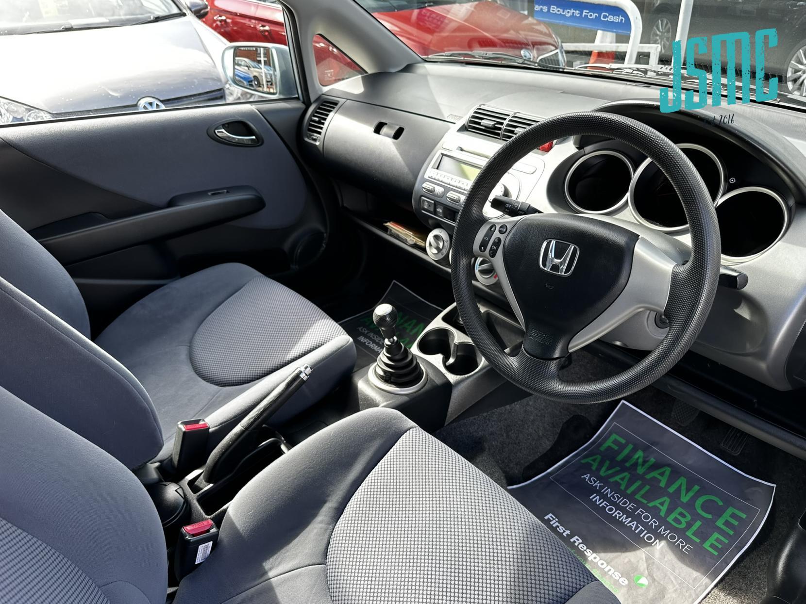 Honda Jazz 1.4 i-DSI SE Hatchback 5dr Petrol Manual (137 g/km, 82 bhp)