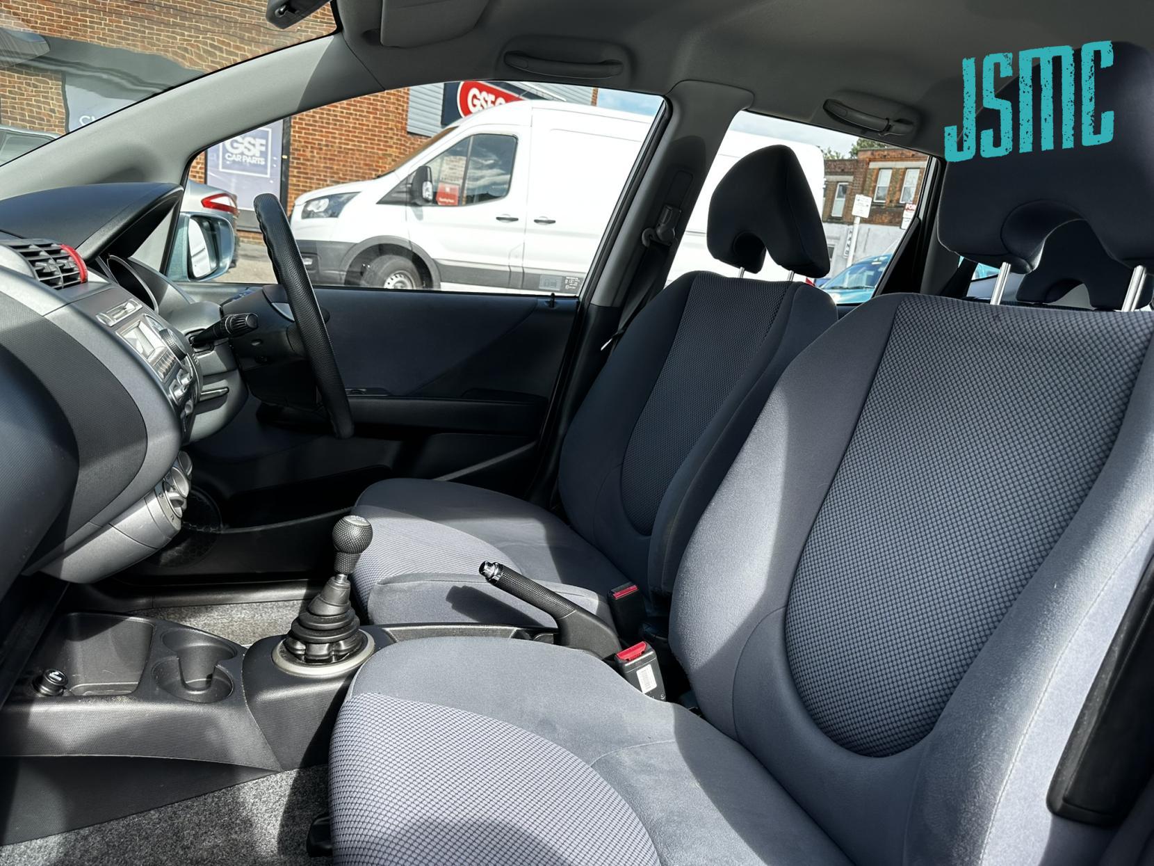 Honda Jazz 1.4 i-DSI SE Hatchback 5dr Petrol Manual (137 g/km, 82 bhp)
