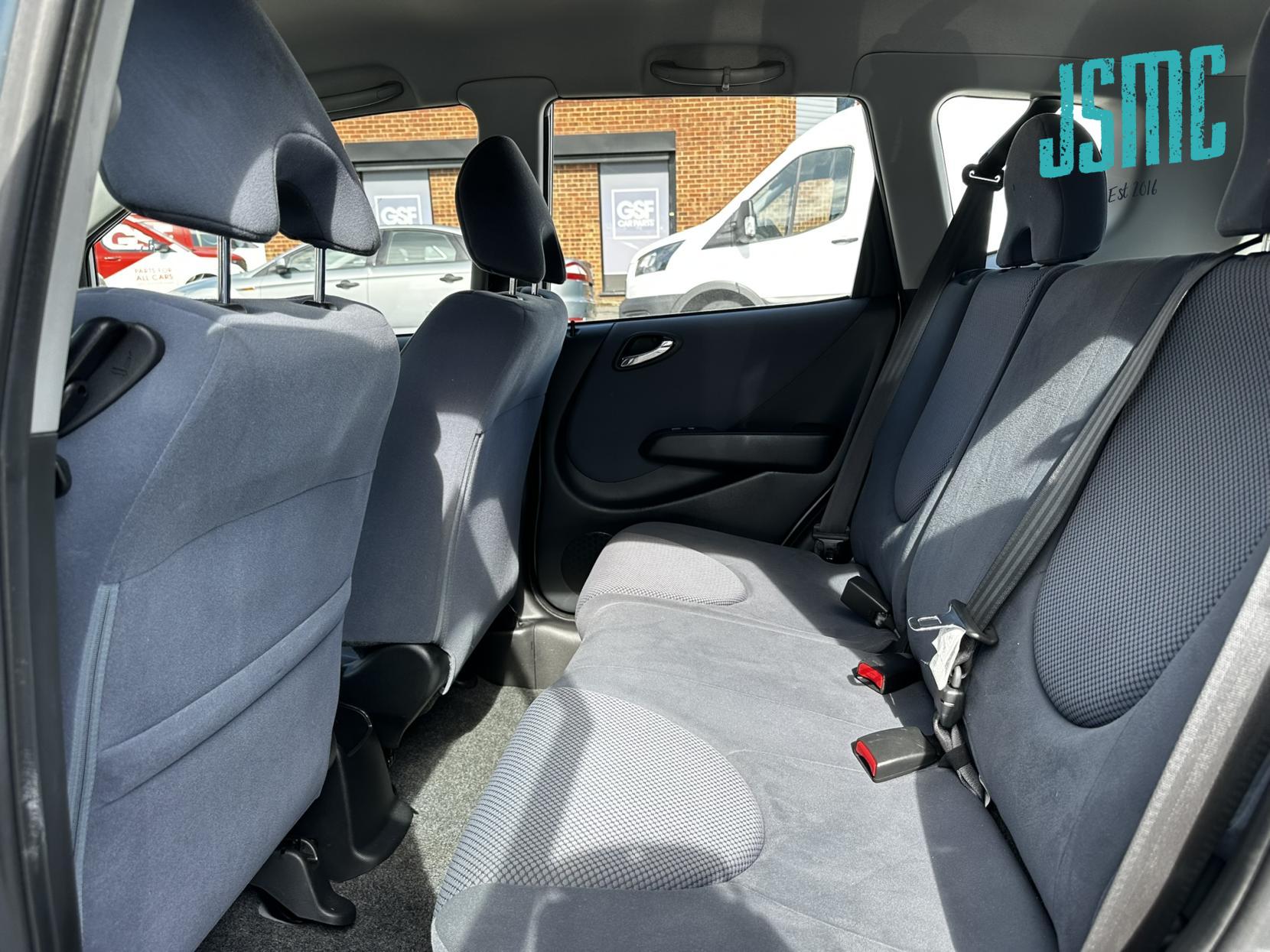 Honda Jazz 1.4 i-DSI SE Hatchback 5dr Petrol Manual (137 g/km, 82 bhp)