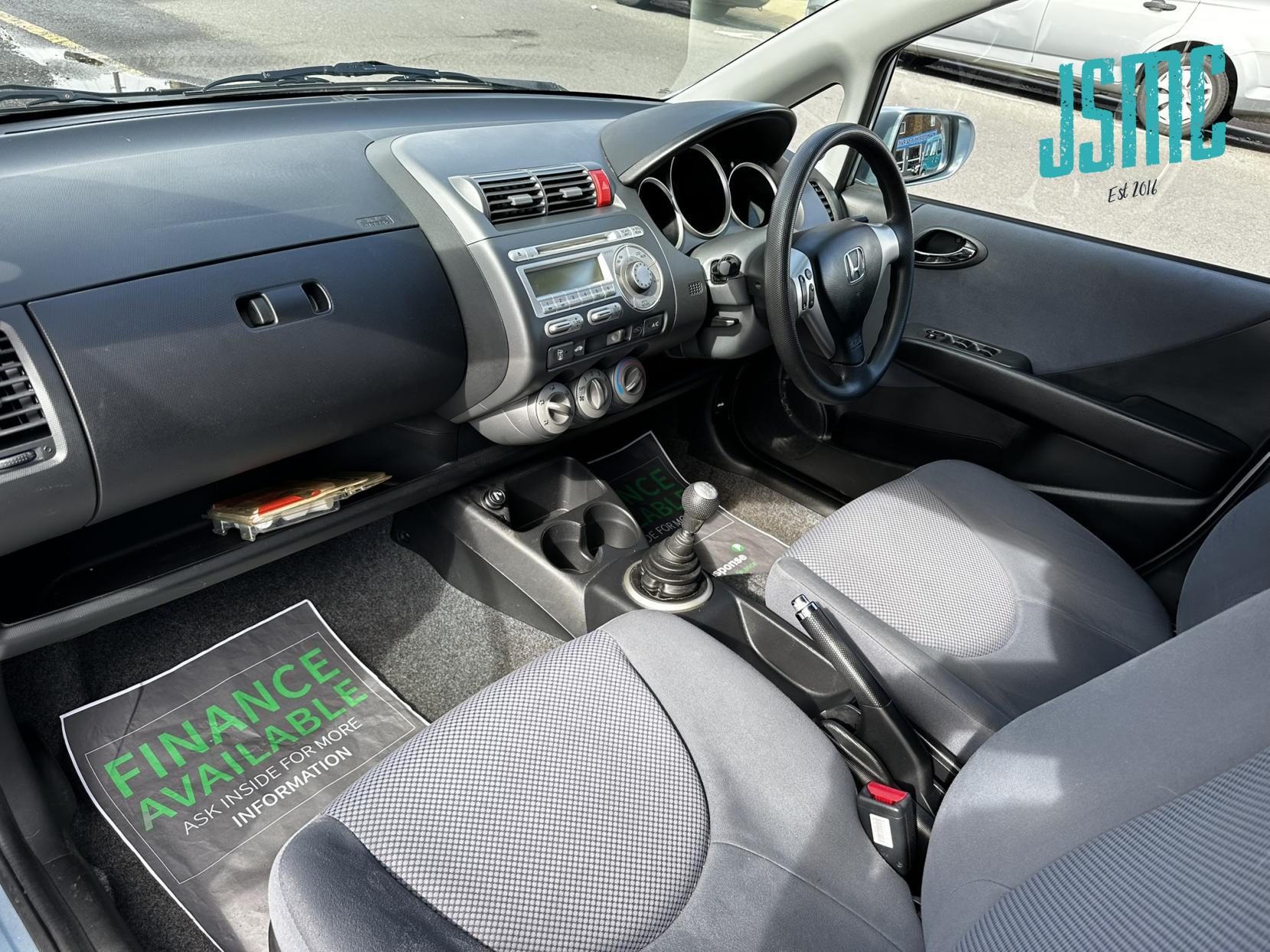 Honda Jazz 1.4 i-DSI SE Hatchback 5dr Petrol Manual (137 g/km, 82 bhp)