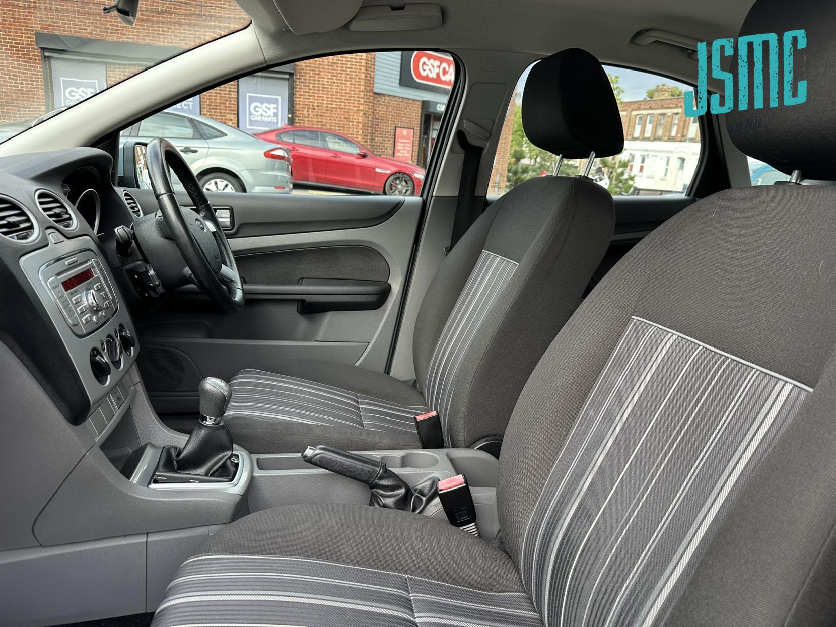 Ford Focus 1.8 Style Hatchback 5dr Petrol Manual (167 g/km, 123 bhp)