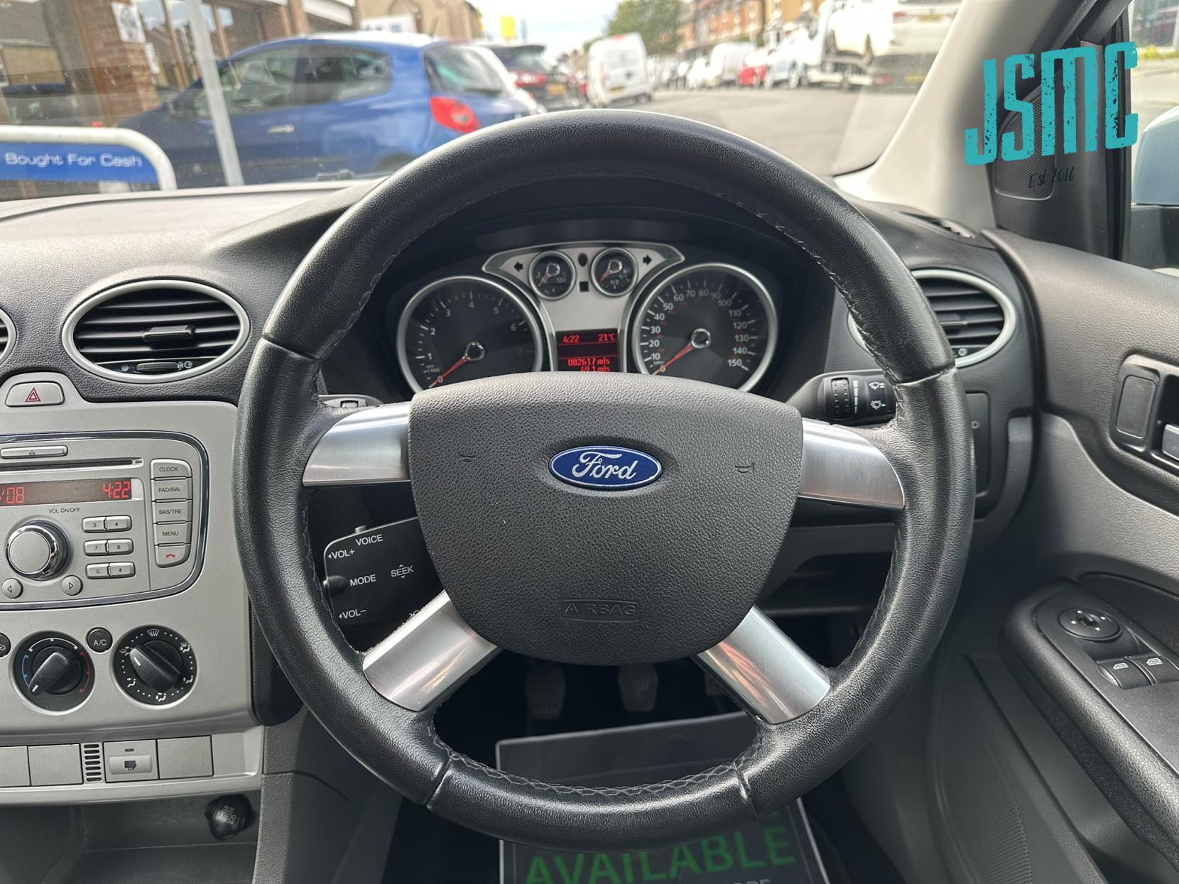 Ford Focus 1.8 Style Hatchback 5dr Petrol Manual (167 g/km, 123 bhp)