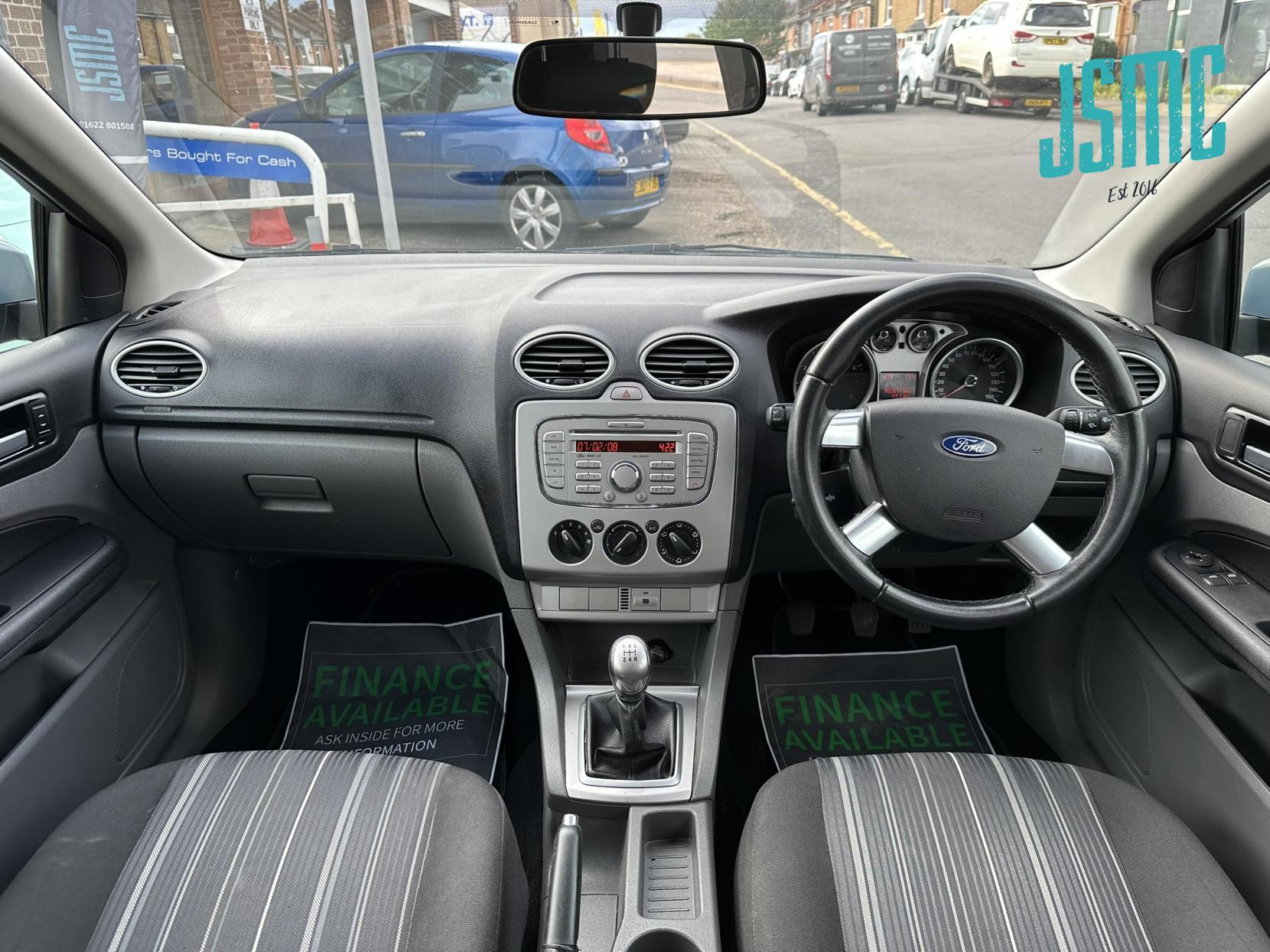 Ford Focus 1.8 Style Hatchback 5dr Petrol Manual (167 g/km, 123 bhp)