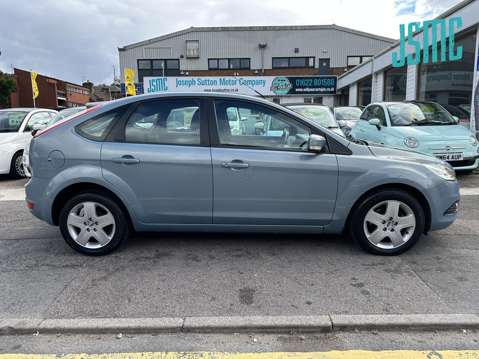 Ford Focus 1.8 Style Hatchback 5dr Petrol Manual (167 g/km, 123 bhp)