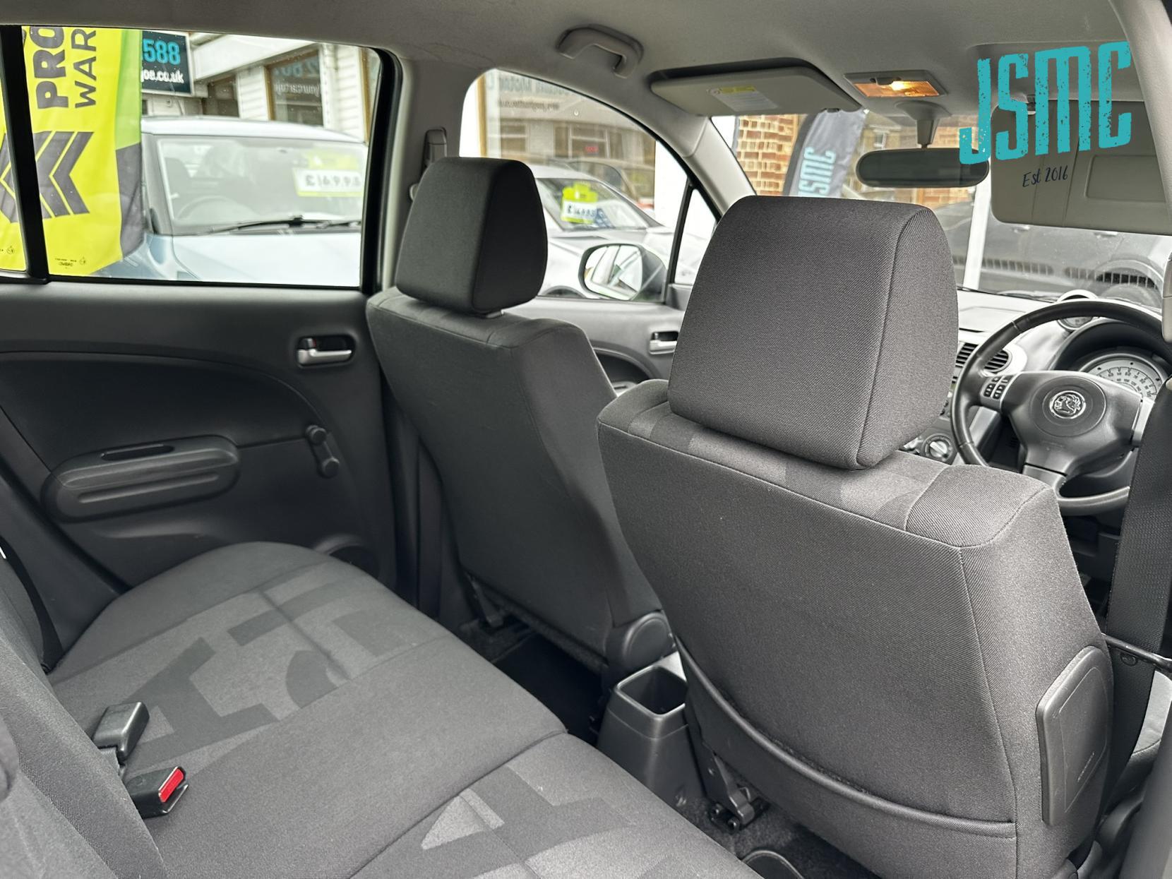 Vauxhall Agila 1.2 16V Design MPV 5dr Petrol Auto Euro 5 (85 ps)