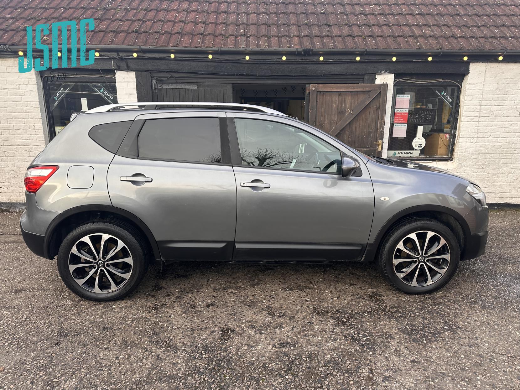 Nissan Qashqai 1.5 dCi n-tec SUV 5dr Diesel Manual 2WD Euro 5 (110 ps)