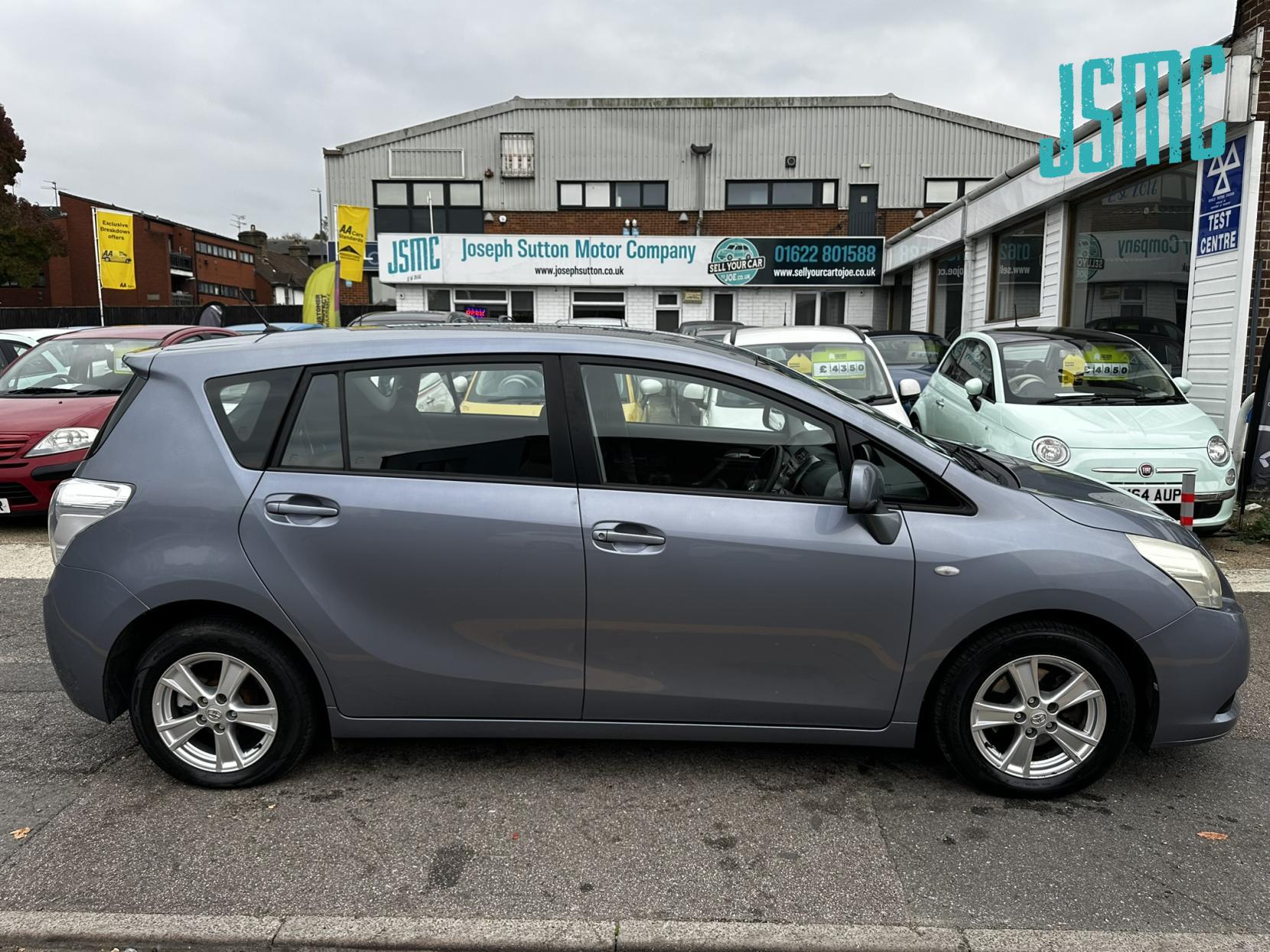 Toyota Verso 1.8 V-Matic TR MPV 5dr Petrol Multidrive S Euro 4 (147 ps)