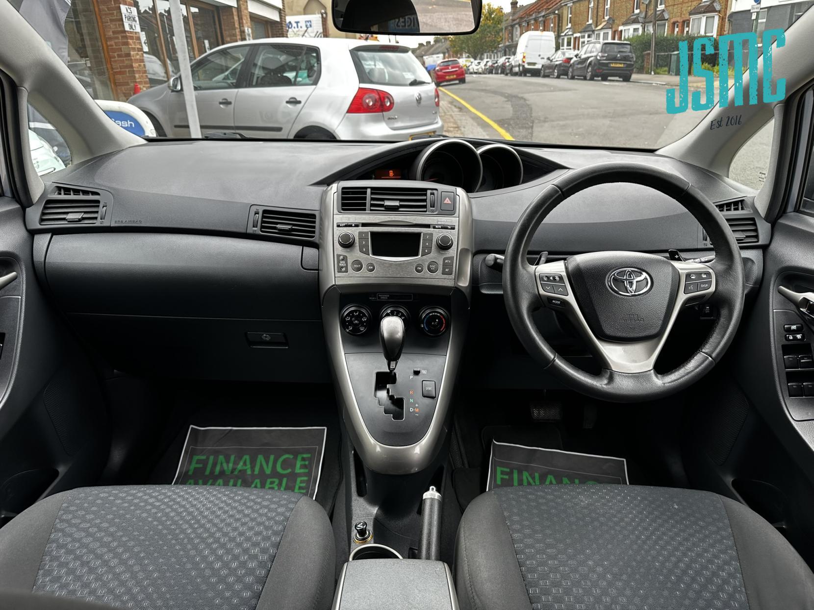 Toyota Verso 1.8 V-Matic TR MPV 5dr Petrol Multidrive S Euro 4 (147 ps)