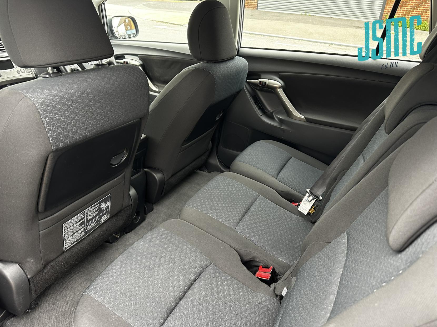 Toyota Verso 1.8 V-Matic TR MPV 5dr Petrol Multidrive S Euro 4 (147 ps)