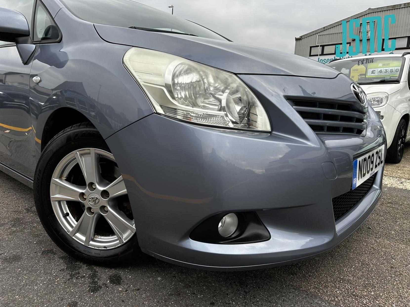 Toyota Verso 1.8 V-Matic TR MPV 5dr Petrol Multidrive S Euro 4 (147 ps)