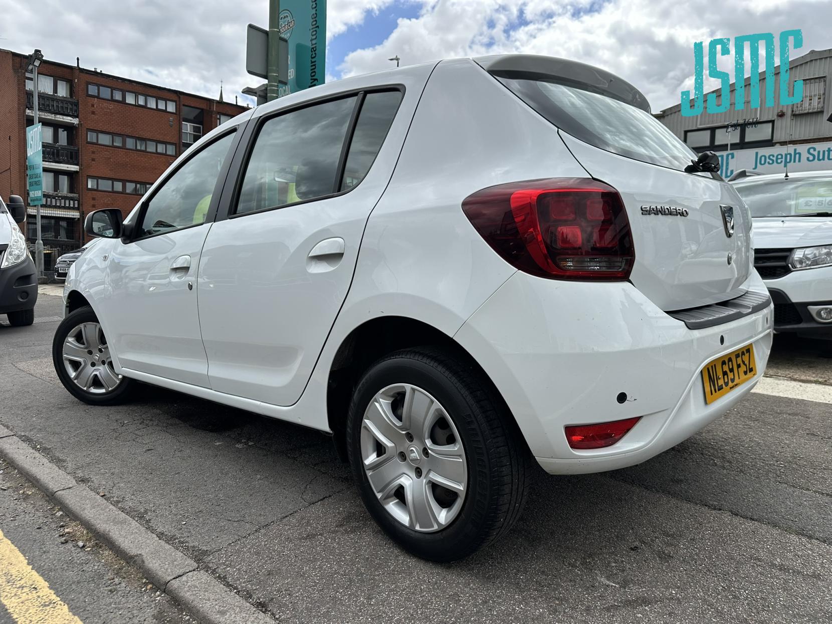 Dacia Sandero 0.9 TCe Comfort Hatchback 5dr Petrol Manual Euro 6 (s/s) (90 ps)