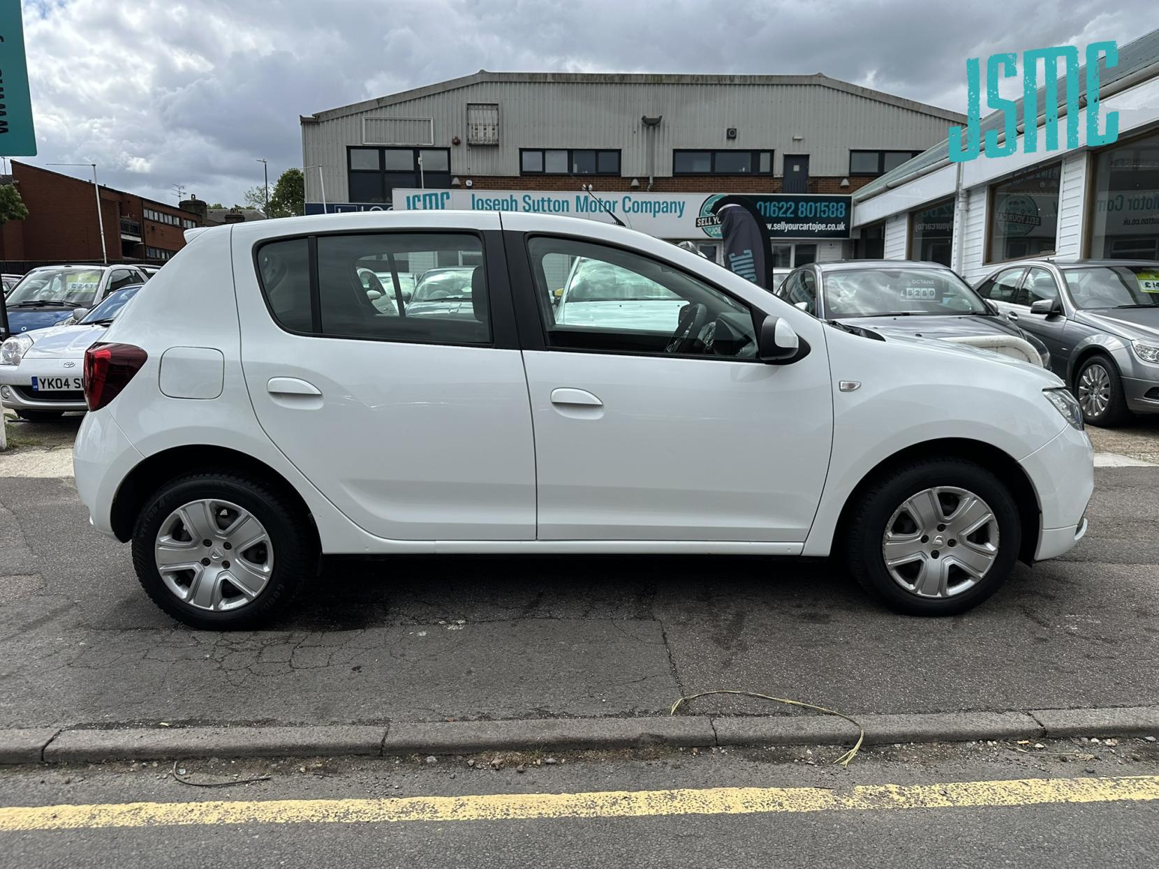 Dacia Sandero 0.9 TCe Comfort Hatchback 5dr Petrol Manual Euro 6 (s/s) (90 ps)