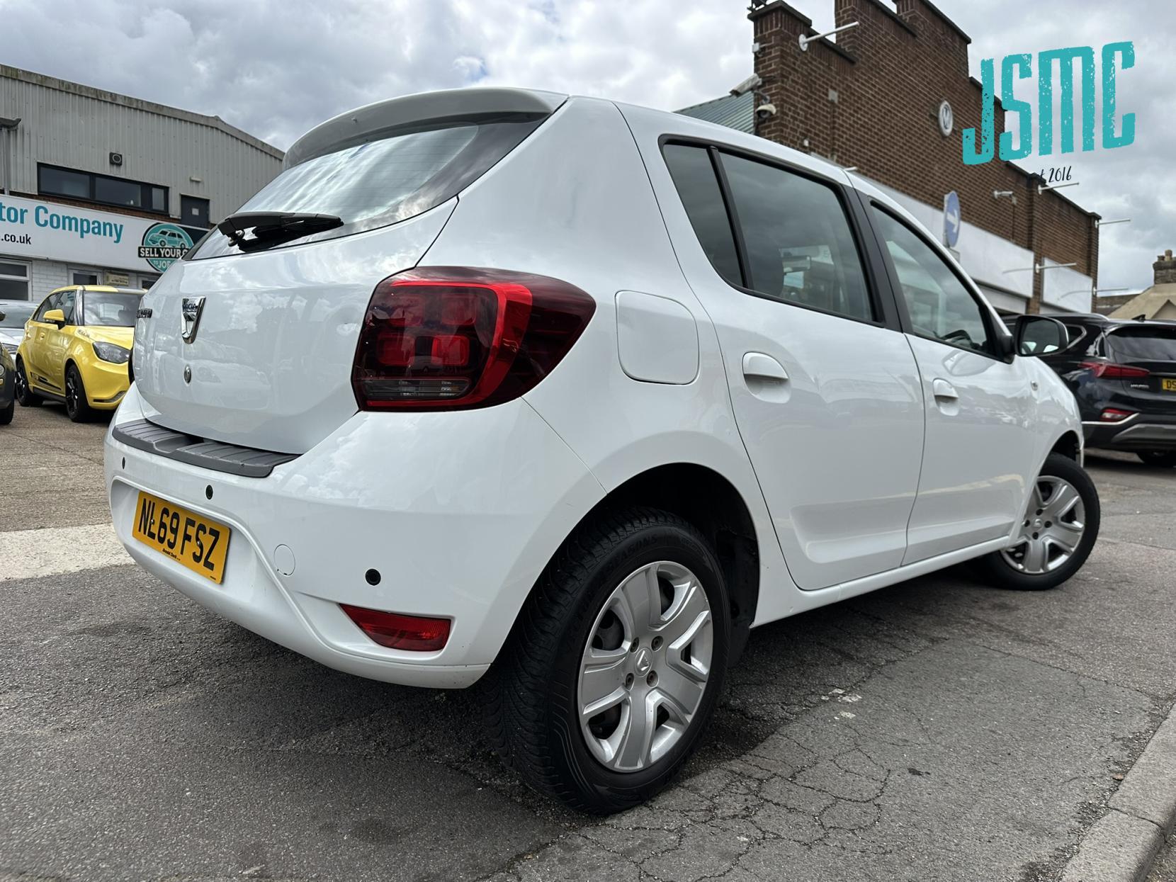 Dacia Sandero 0.9 TCe Comfort Hatchback 5dr Petrol Manual Euro 6 (s/s) (90 ps)
