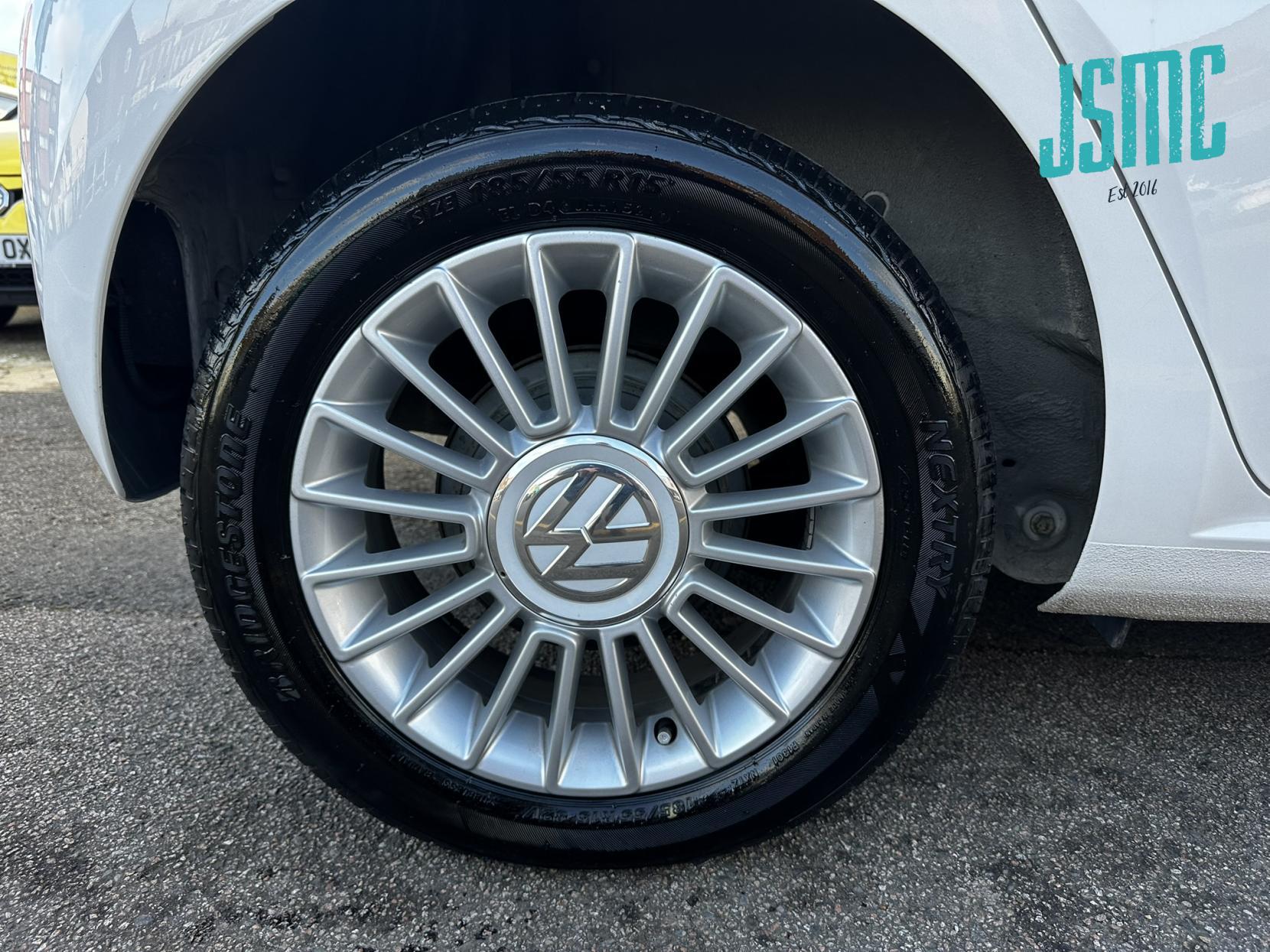 Volkswagen up! 1.0 High up! Hatchback 5dr Petrol ASG Euro 5 (75 ps)