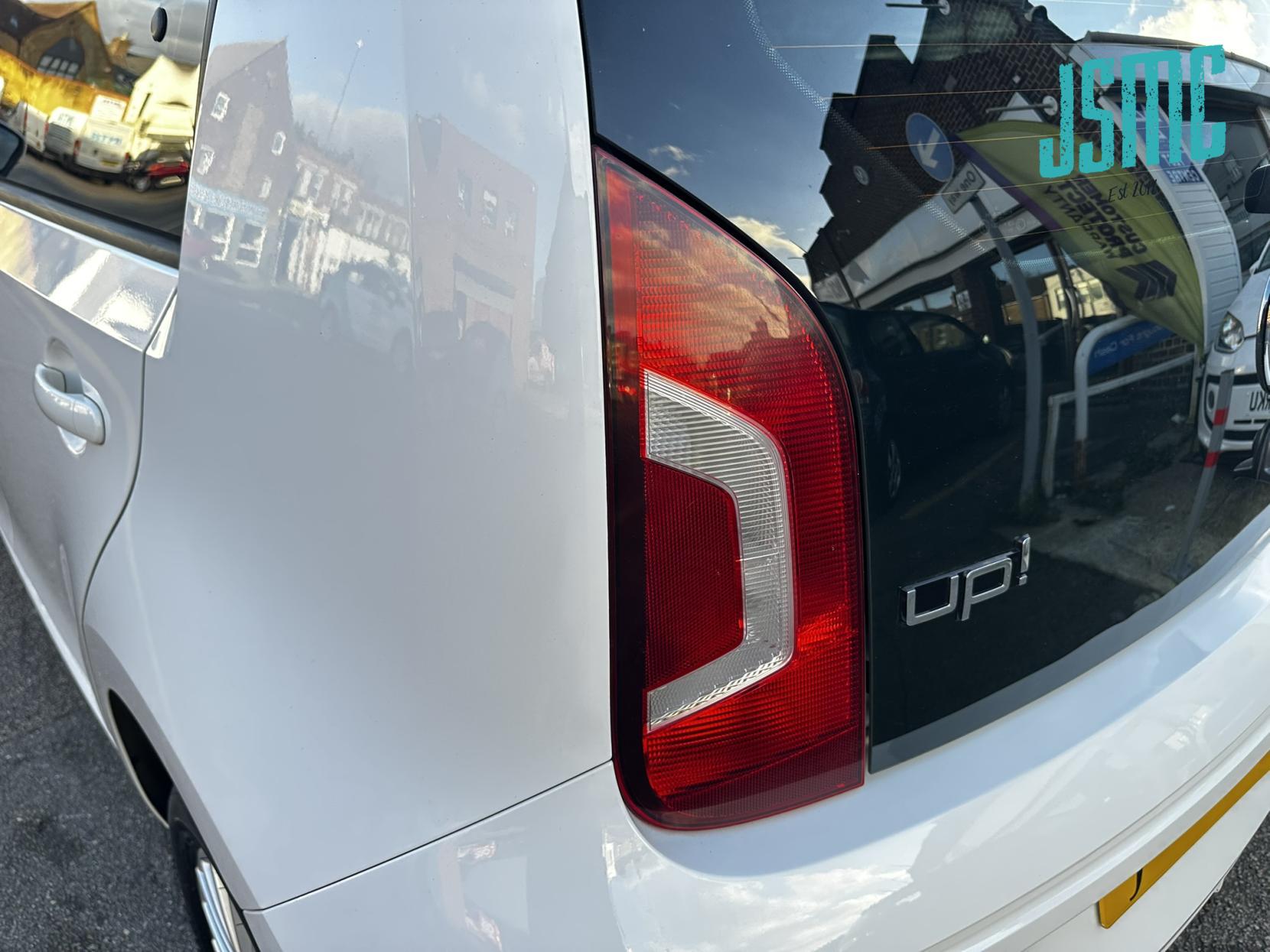 Volkswagen up! 1.0 High up! Hatchback 5dr Petrol ASG Euro 5 (75 ps)