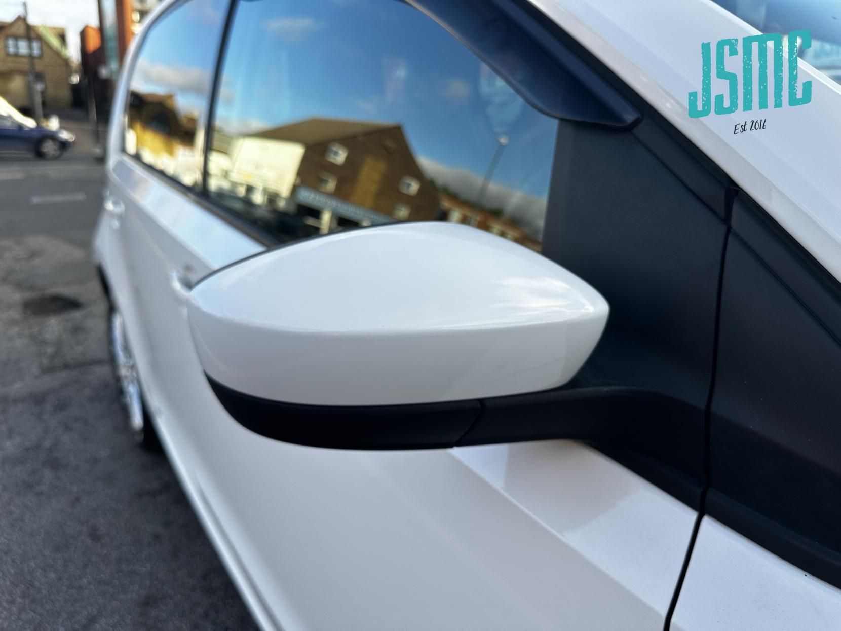 Volkswagen up! 1.0 High up! Hatchback 5dr Petrol ASG Euro 5 (75 ps)