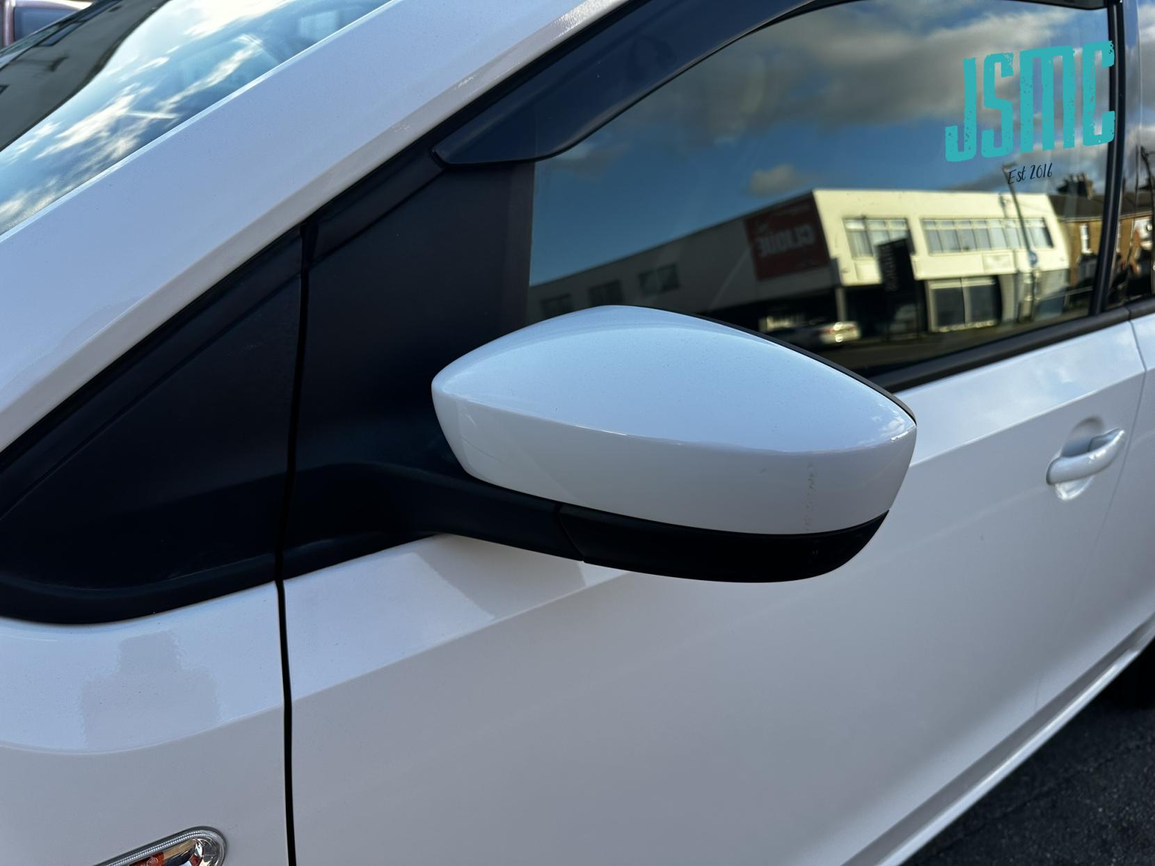 Volkswagen up! 1.0 High up! Hatchback 5dr Petrol ASG Euro 5 (75 ps)