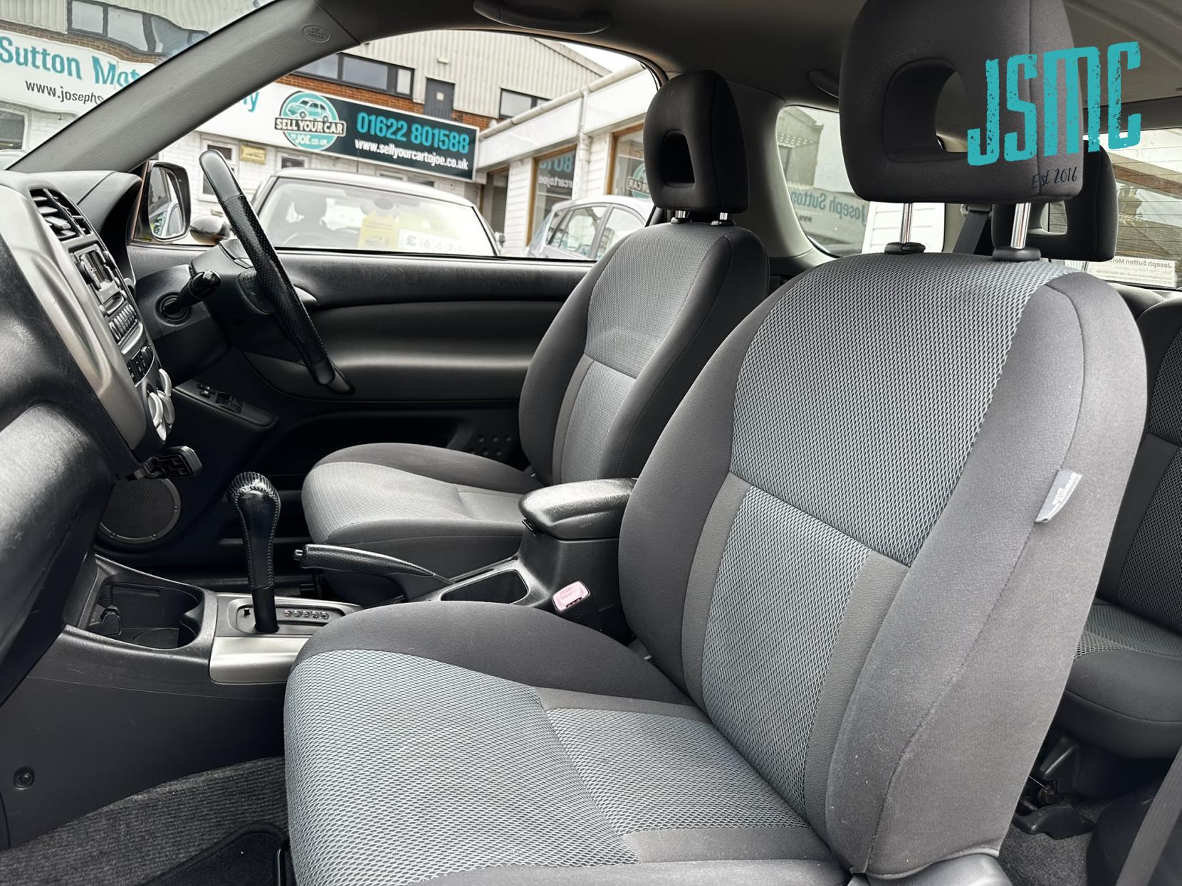 Toyota RAV4 2.0 VVT-i XT3 SUV 3dr Petrol Automatic 4WD (218 g/km, 147 bhp)