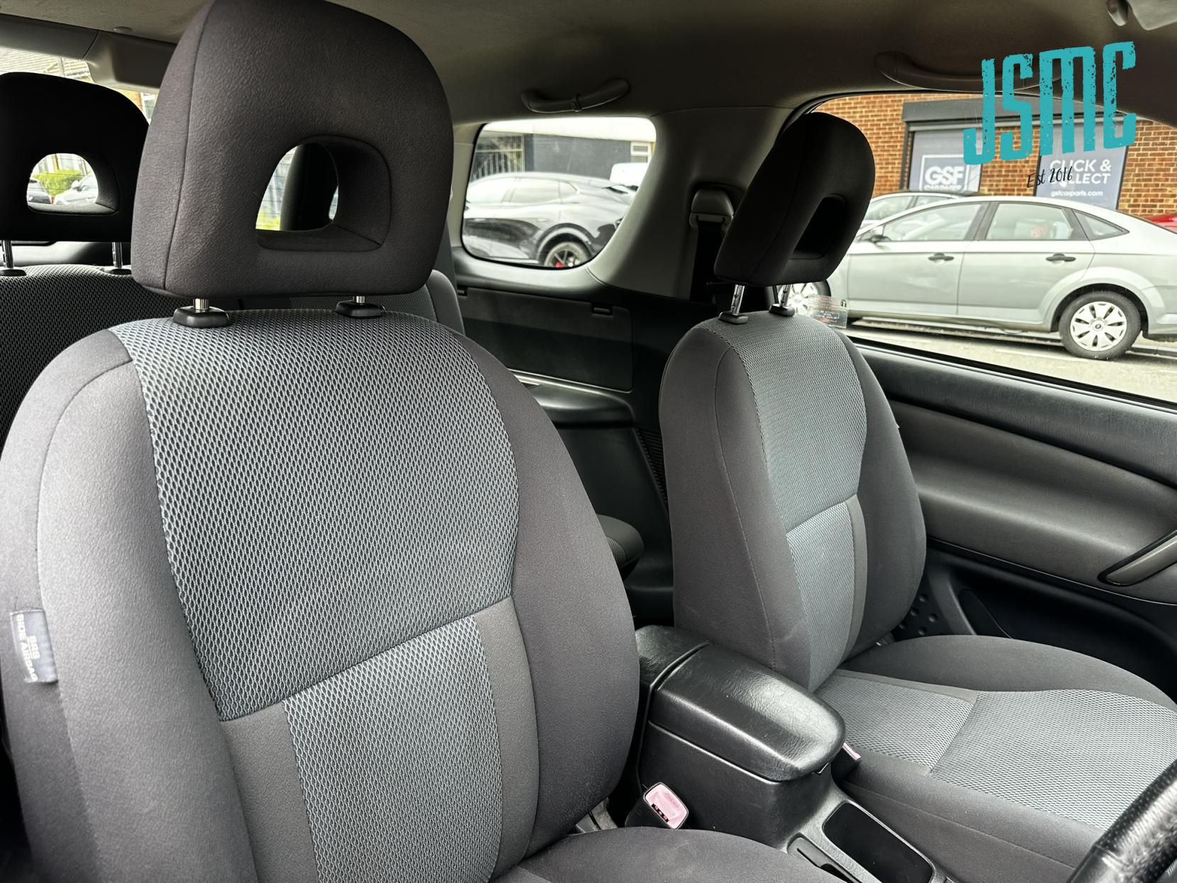 Toyota RAV4 2.0 VVT-i XT3 SUV 3dr Petrol Automatic 4WD (218 g/km, 147 bhp)