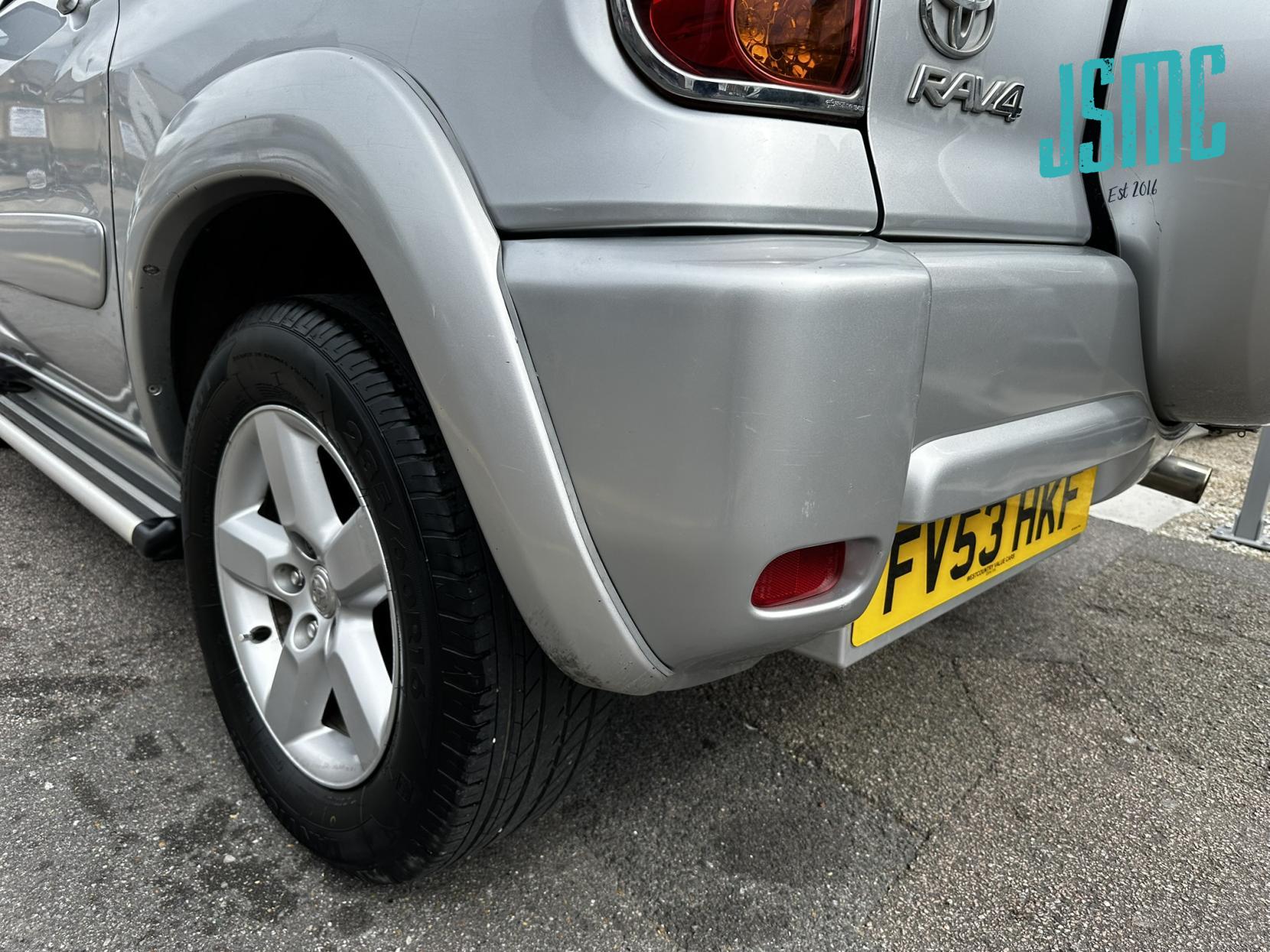 Toyota RAV4 2.0 VVT-i XT3 SUV 3dr Petrol Automatic 4WD (218 g/km, 147 bhp)