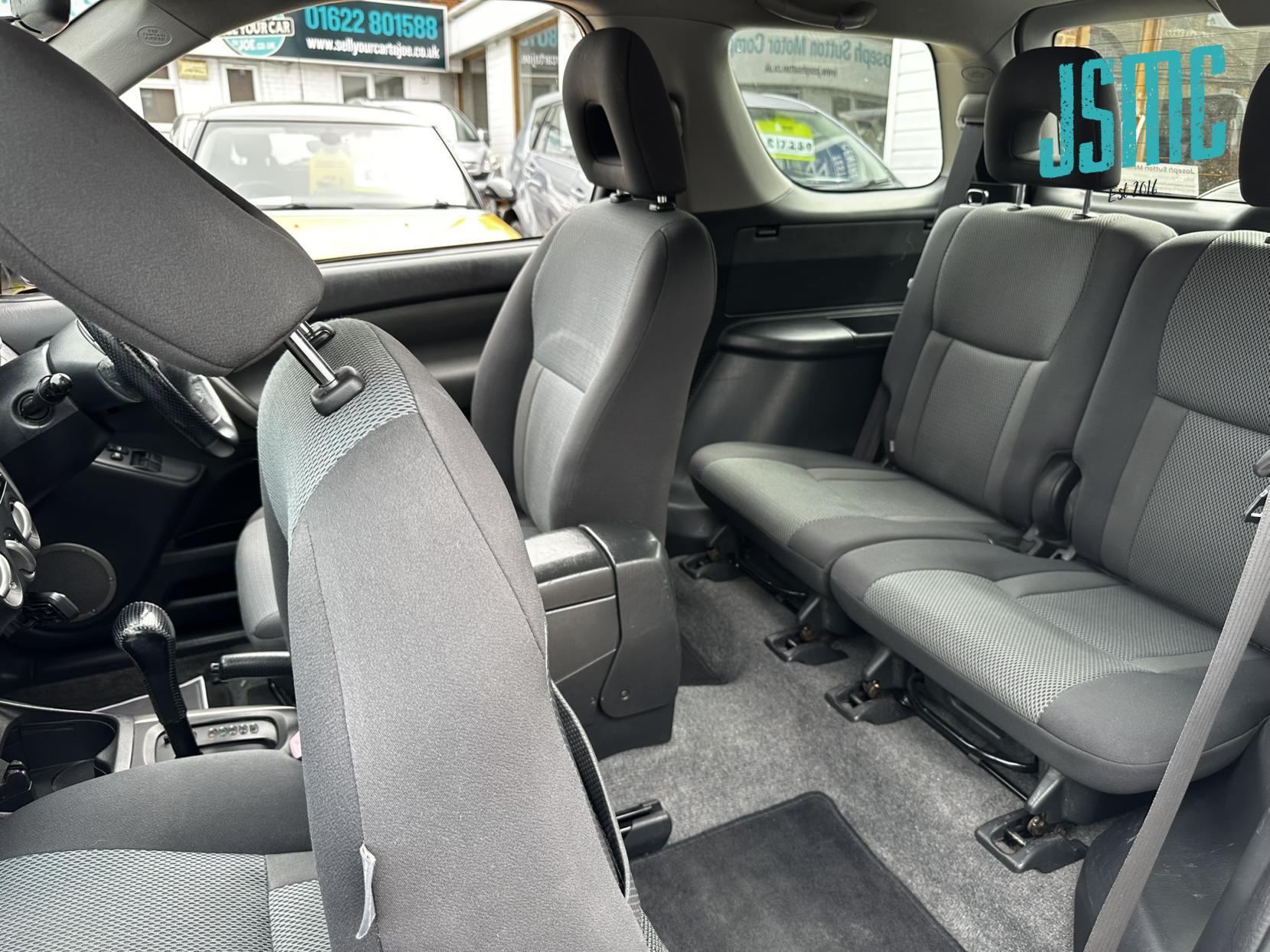 Toyota RAV4 2.0 VVT-i XT3 SUV 3dr Petrol Automatic 4WD (218 g/km, 147 bhp)