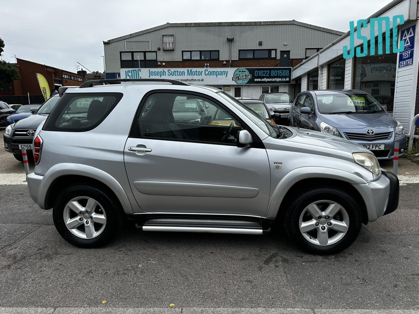 Toyota RAV4 2.0 VVT-i XT3 SUV 3dr Petrol Automatic 4WD (218 g/km, 147 bhp)