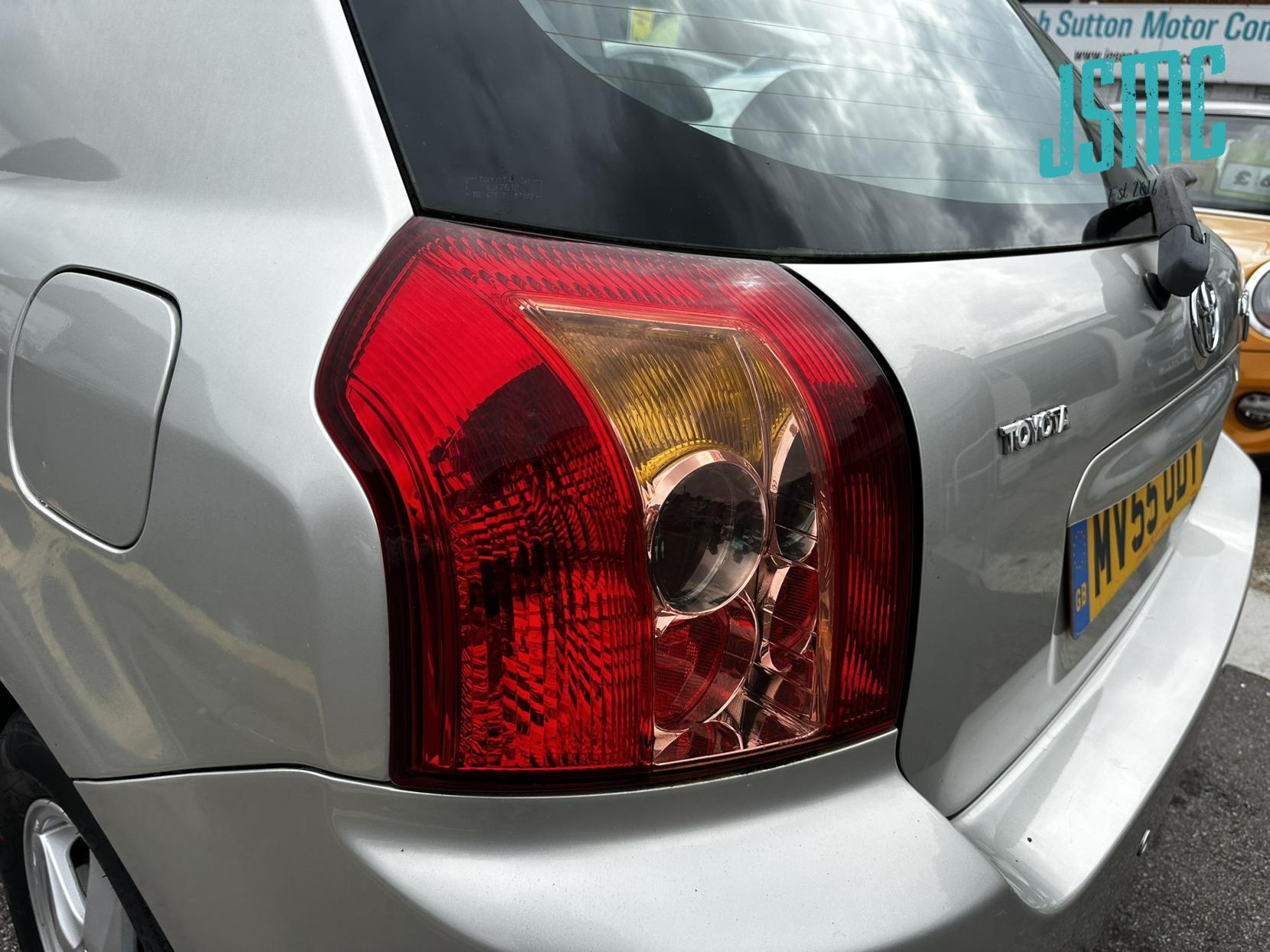 Toyota Corolla 1.6 VVT-i T3 Hatchback 3dr Petrol Automatic (190 g/km, 109 bhp)