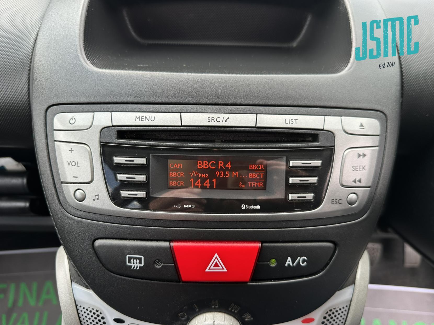 Toyota AYGO 1.0 VVT-i Ice Hatchback 5dr Petrol MultiMode Euro 5 (67 ps)