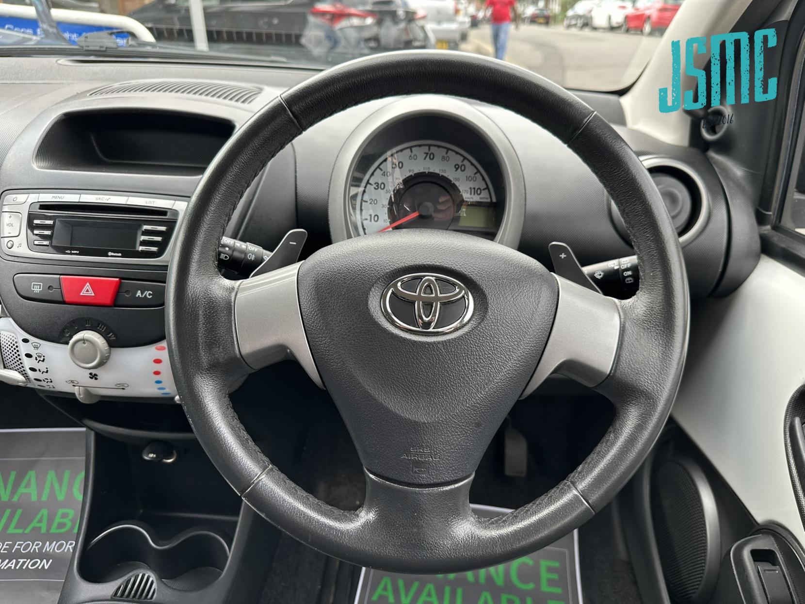 Toyota AYGO 1.0 VVT-i Ice Hatchback 5dr Petrol MultiMode Euro 5 (67 ps)