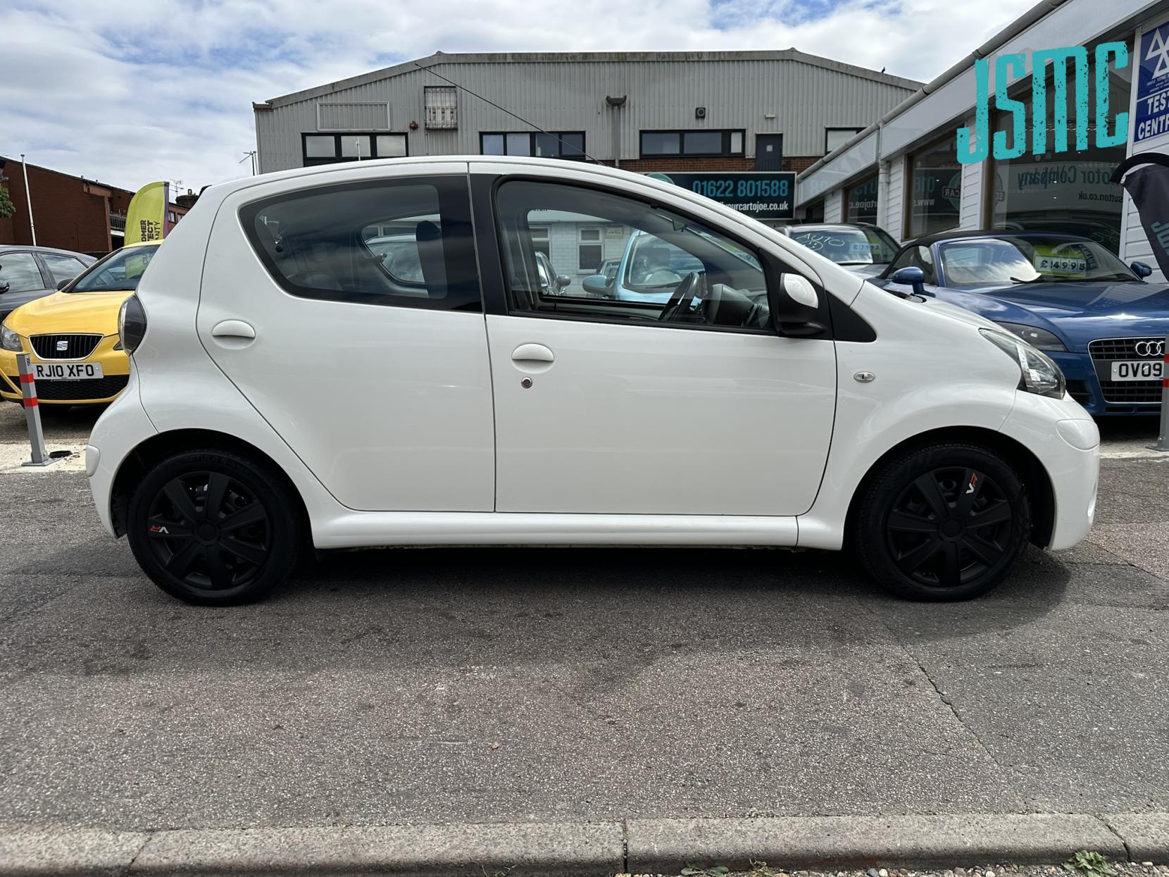 Toyota AYGO 1.0 VVT-i Ice Hatchback 5dr Petrol MultiMode Euro 5 (67 ps)